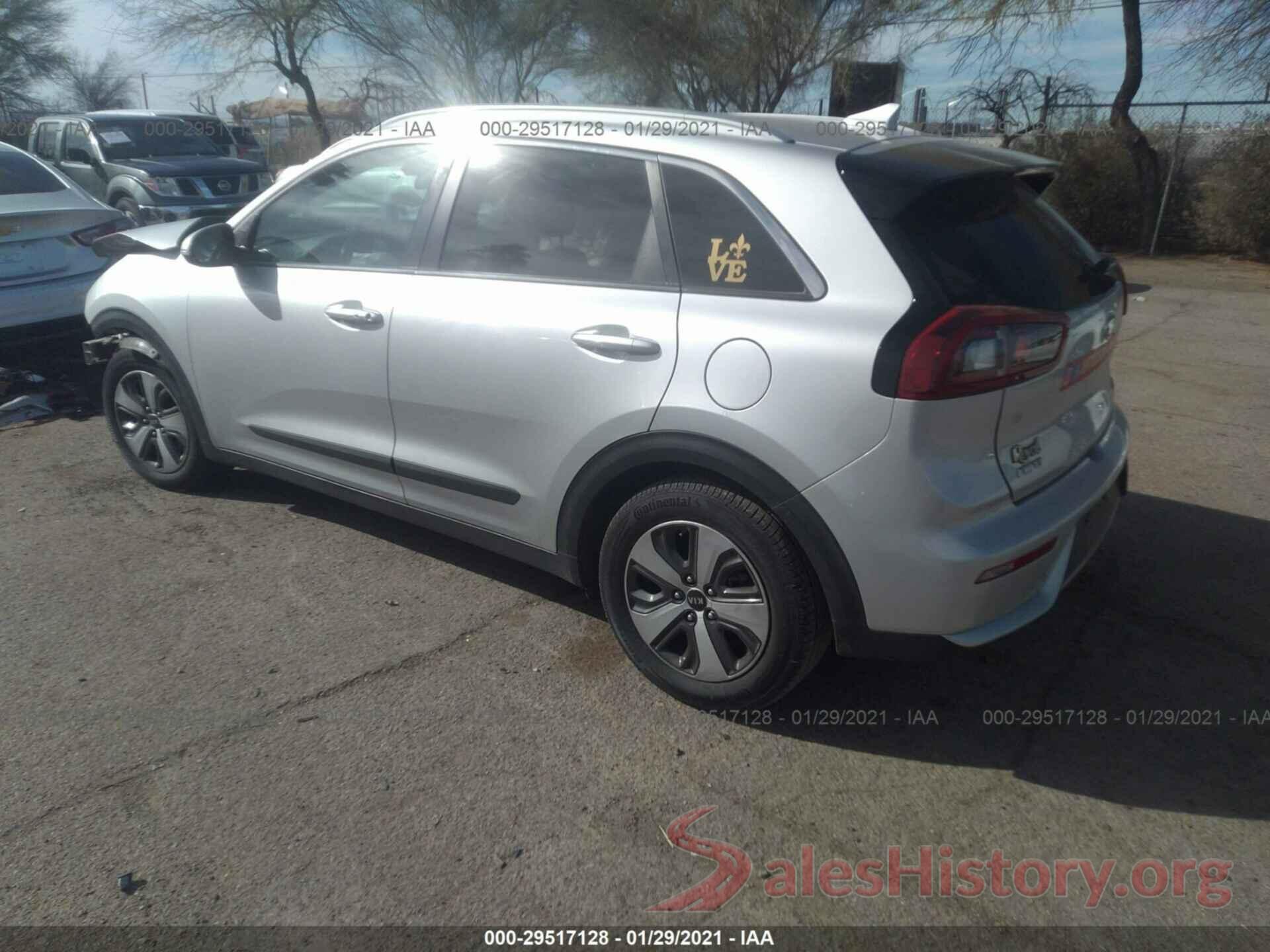 KNDCC3LC1H5079351 2017 KIA NIRO