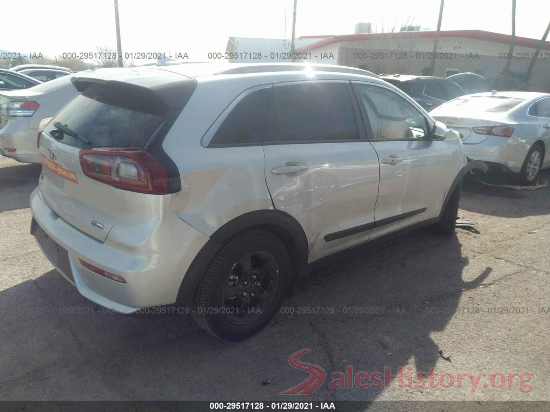 KNDCC3LC1H5079351 2017 KIA NIRO