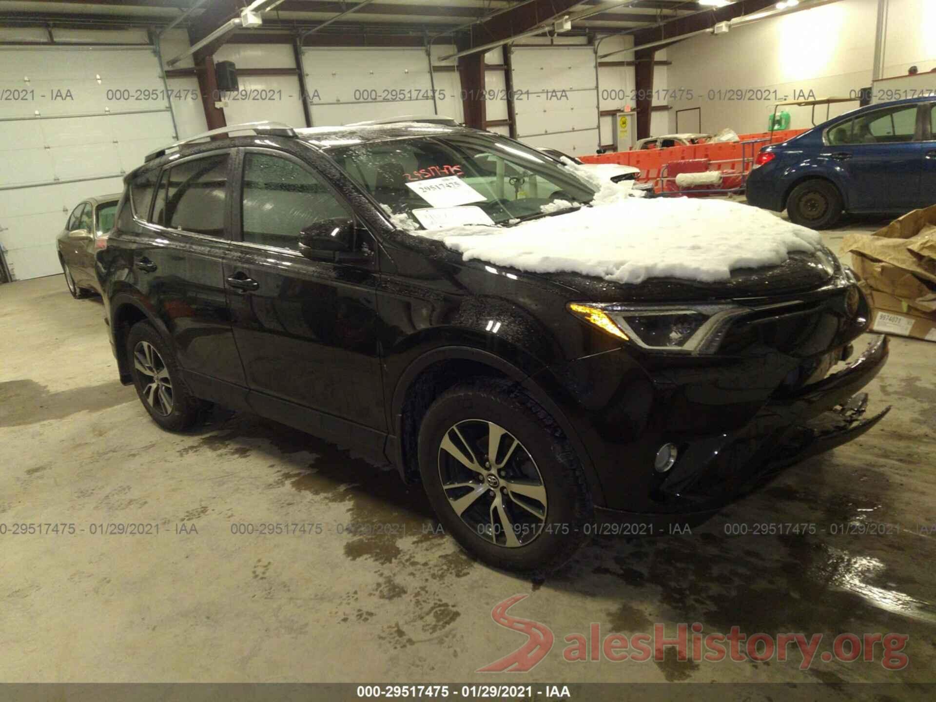 2T3RFREV5HW689202 2017 TOYOTA RAV4