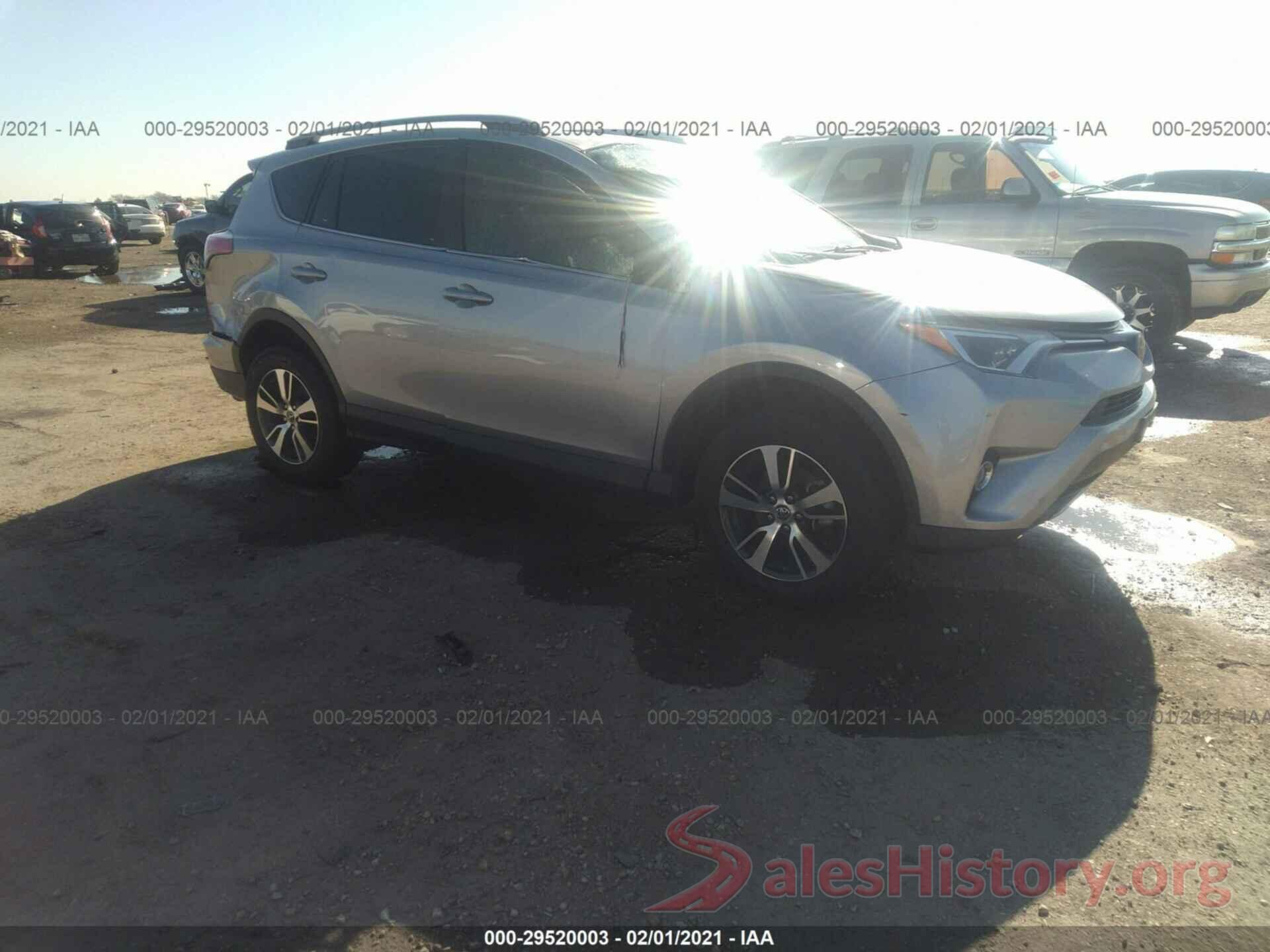 2T3WFREVXHW313663 2017 TOYOTA RAV4