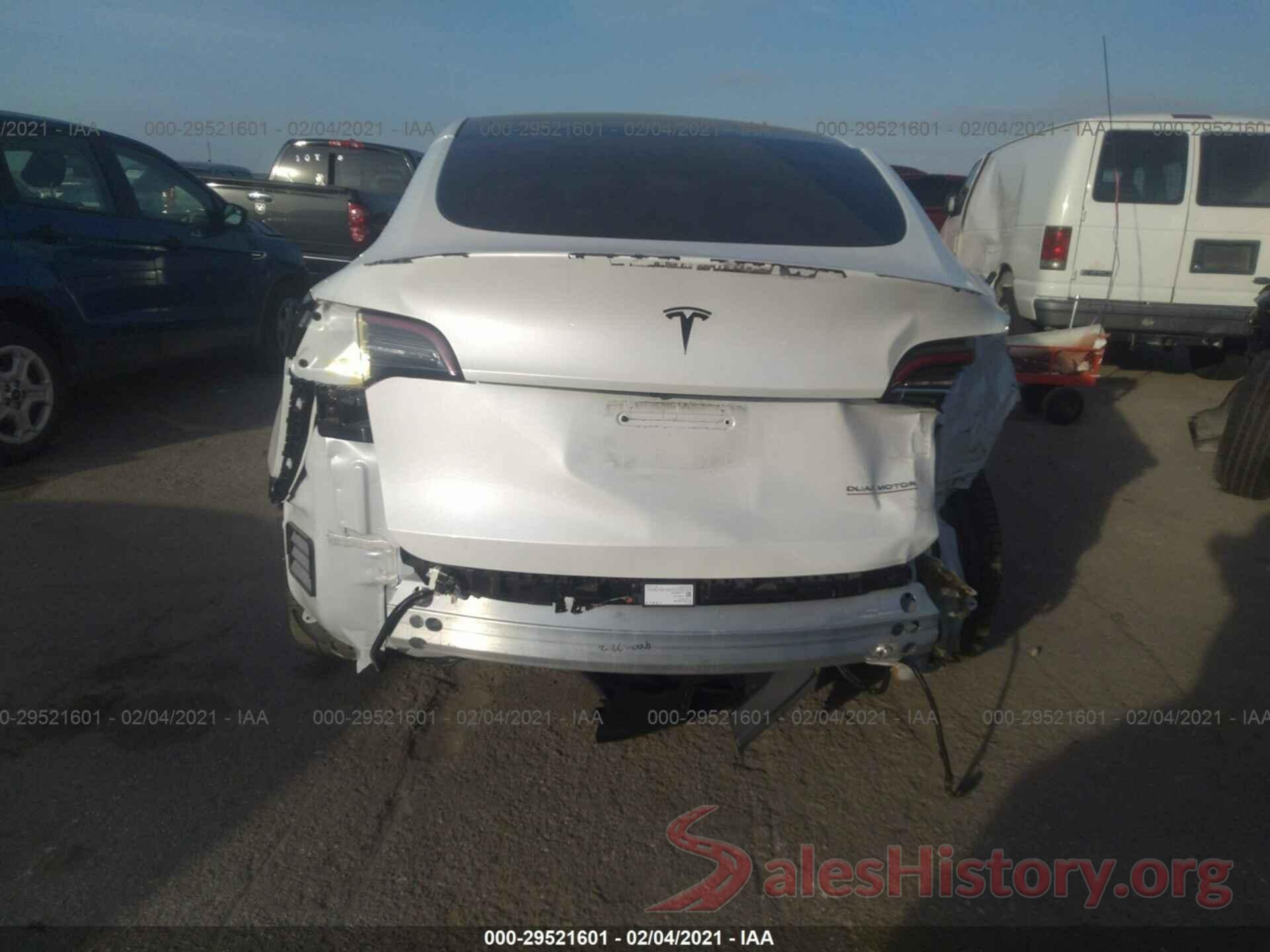 5YJYGDEF8LF017928 2020 TESLA MODEL Y