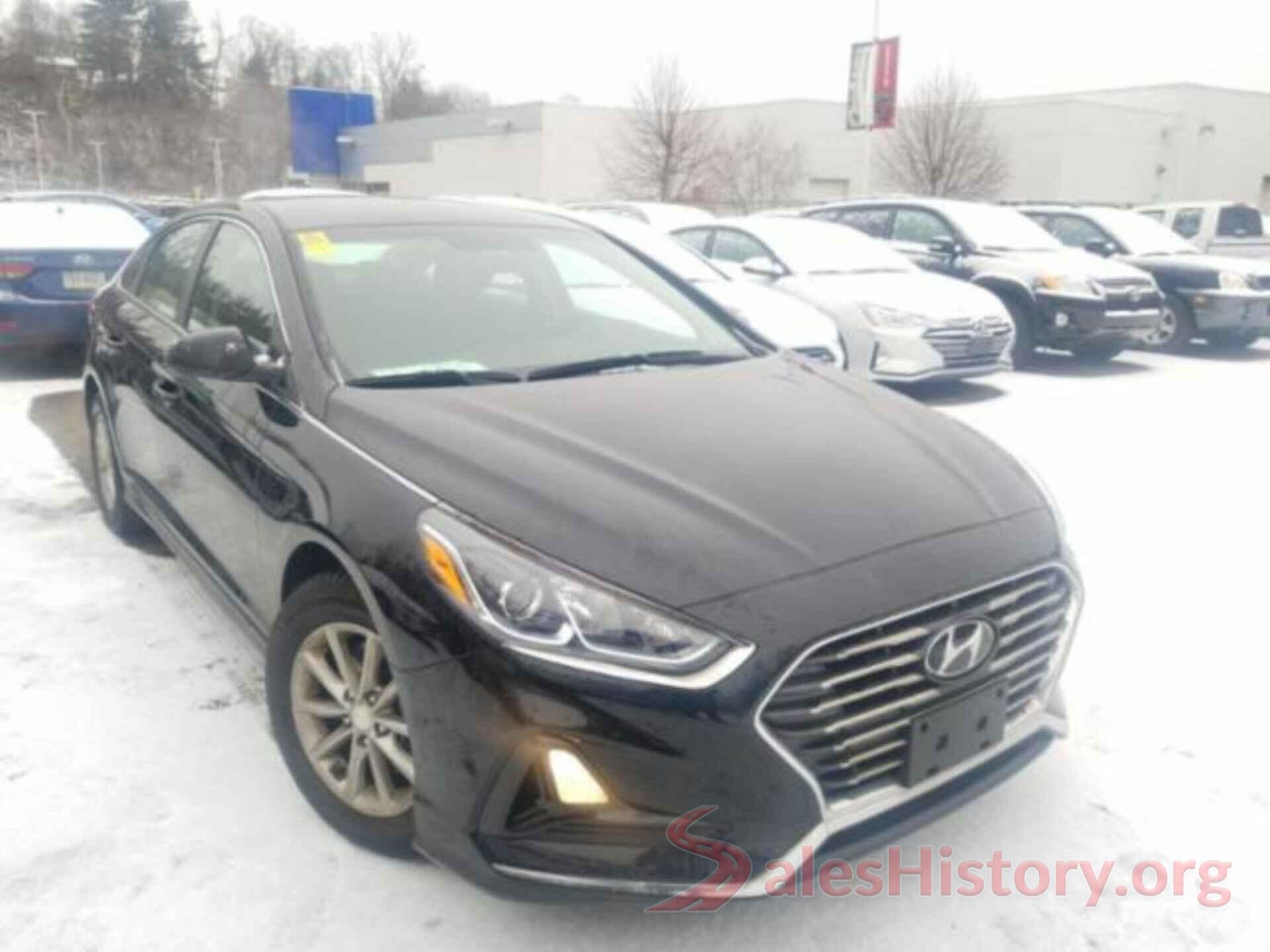 5NPE24AF5JH709909 2018 HYUNDAI SONATA