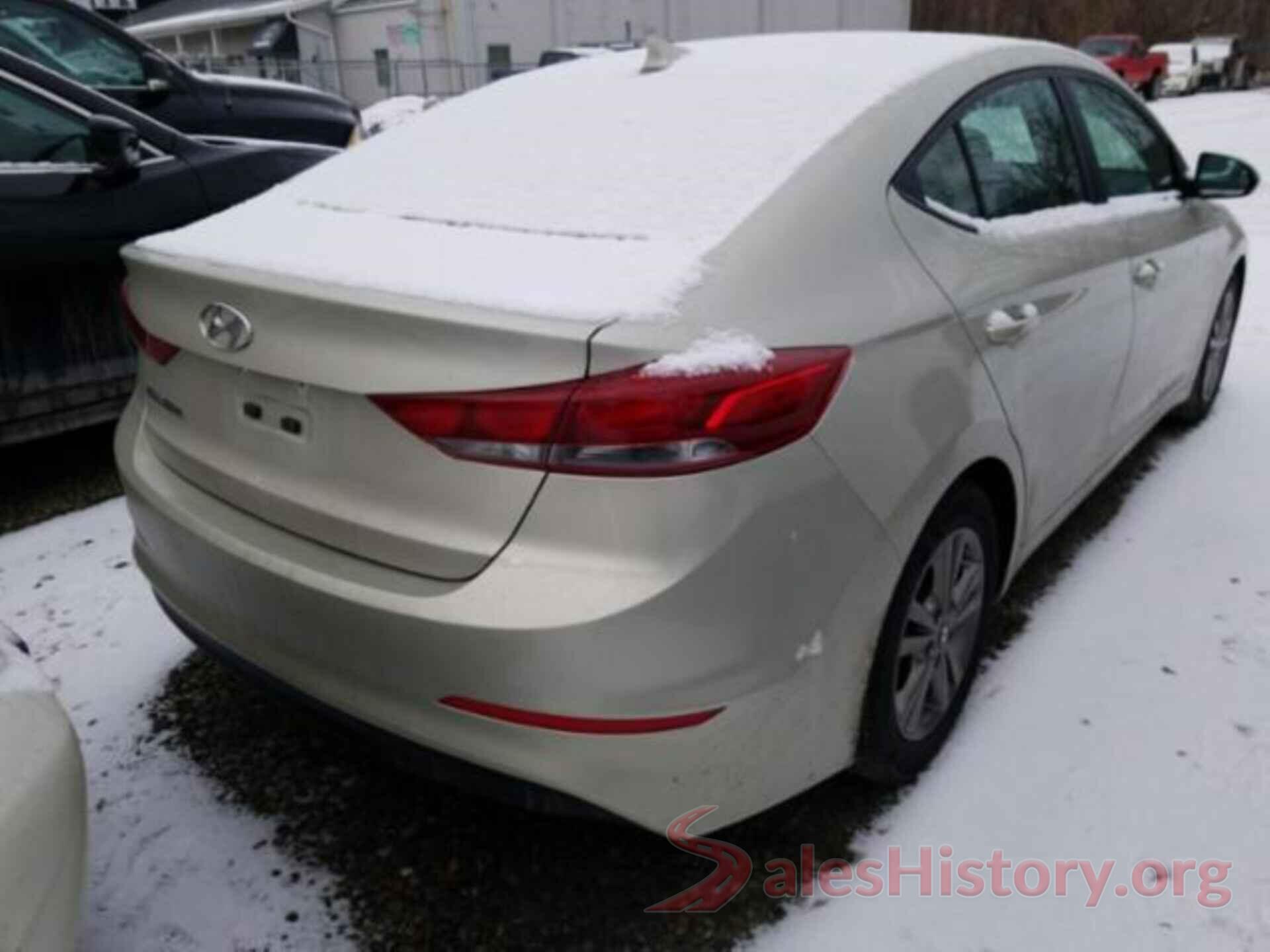 5NPD84LF4JH264988 2018 HYUNDAI ELANTRA