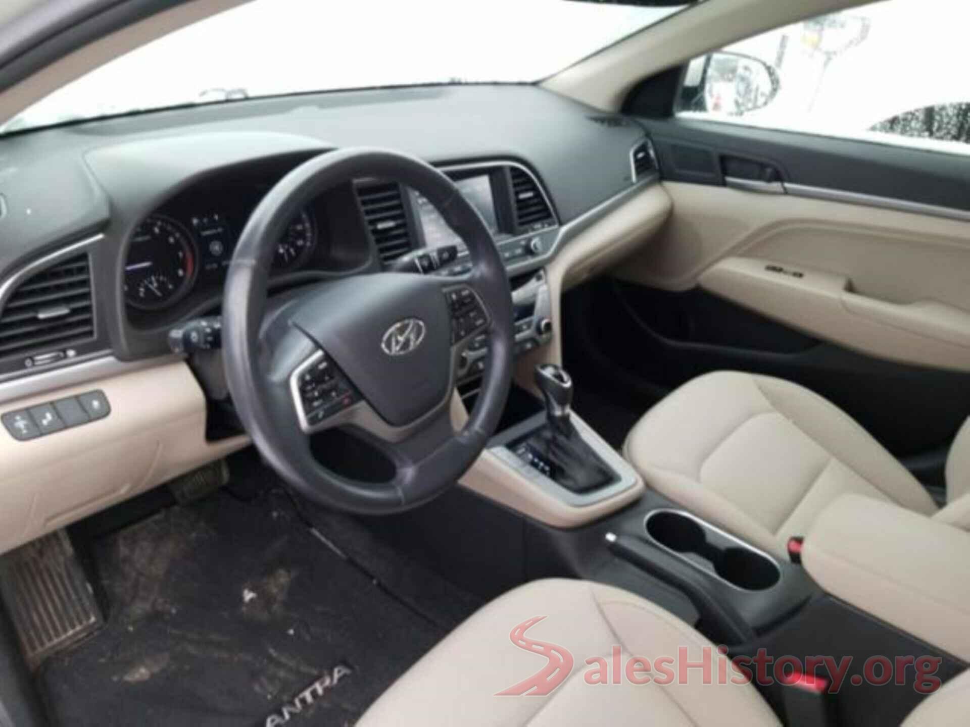 5NPD84LF4JH264988 2018 HYUNDAI ELANTRA