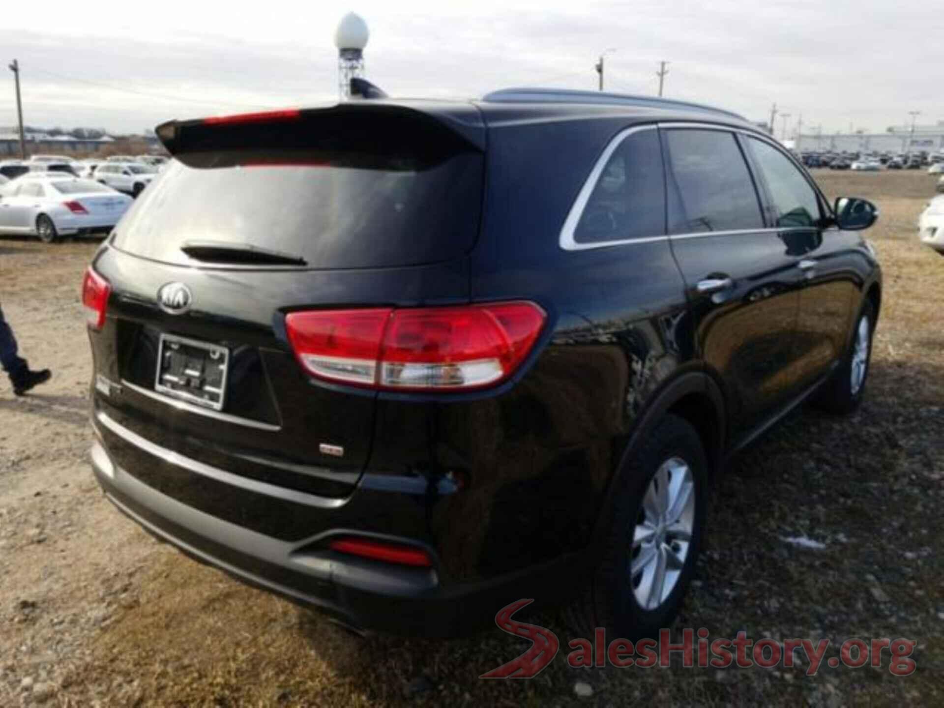 5XYPGDA3XHG289632 2017 KIA SORENTO