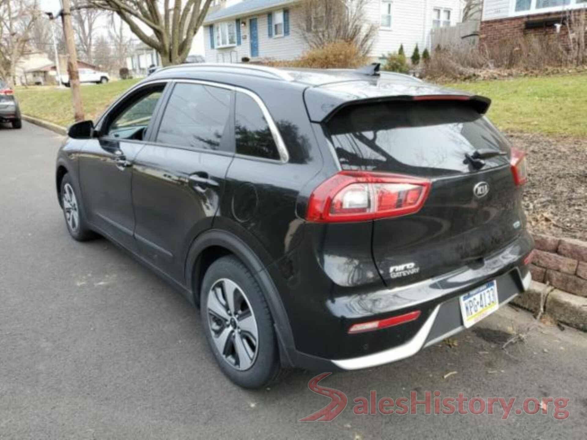 KNDCE3LC0J5120309 2018 KIA NIRO