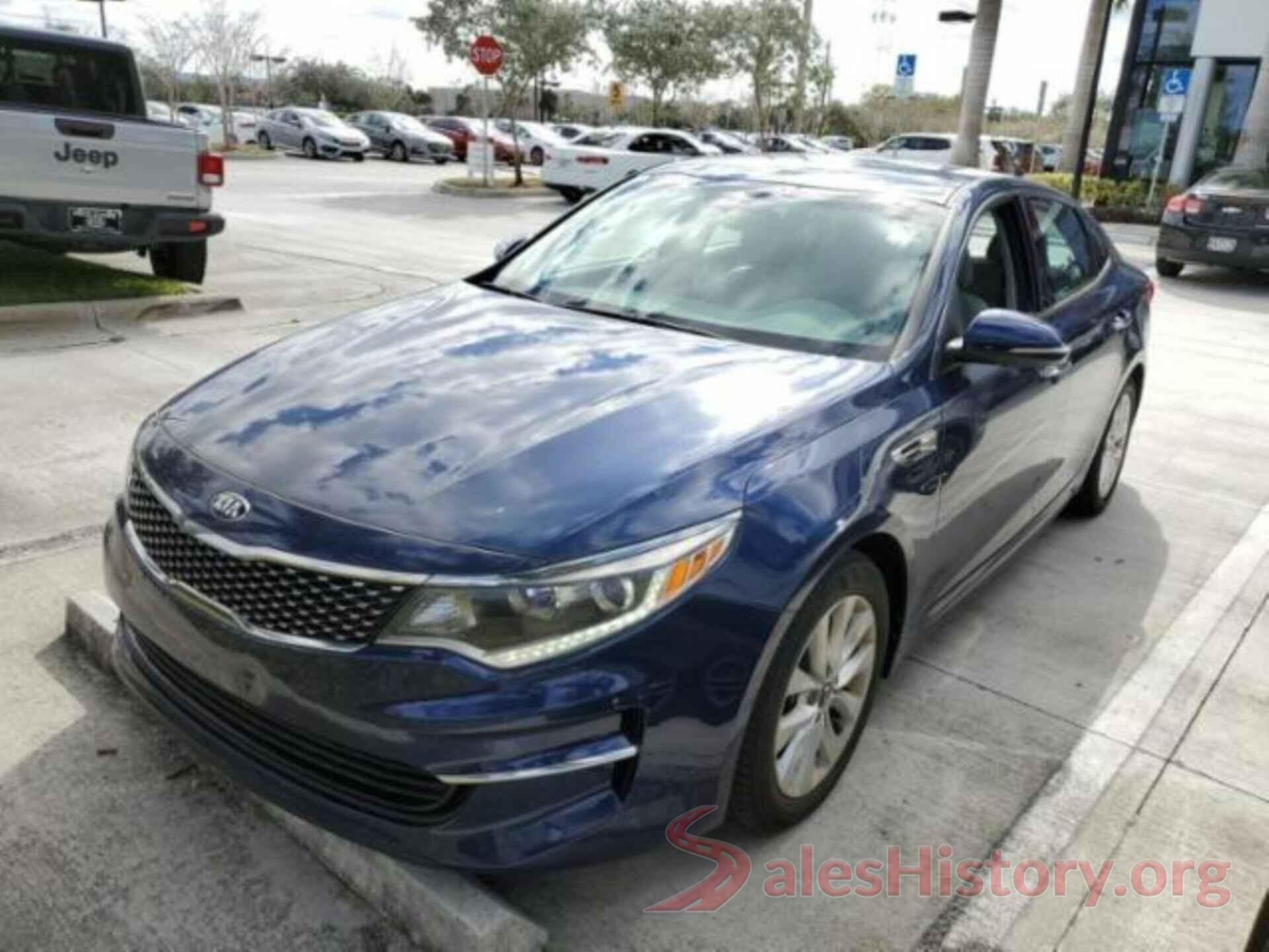 5XXGU4L37JG197538 2018 KIA OPTIMA