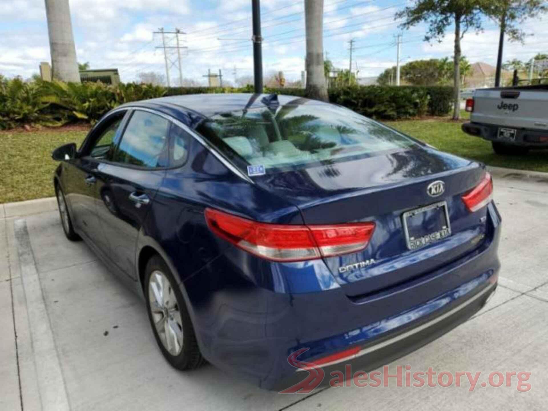 5XXGU4L37JG197538 2018 KIA OPTIMA