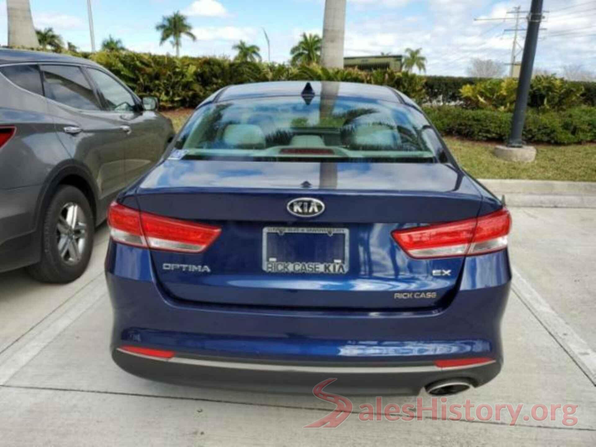 5XXGU4L37JG197538 2018 KIA OPTIMA