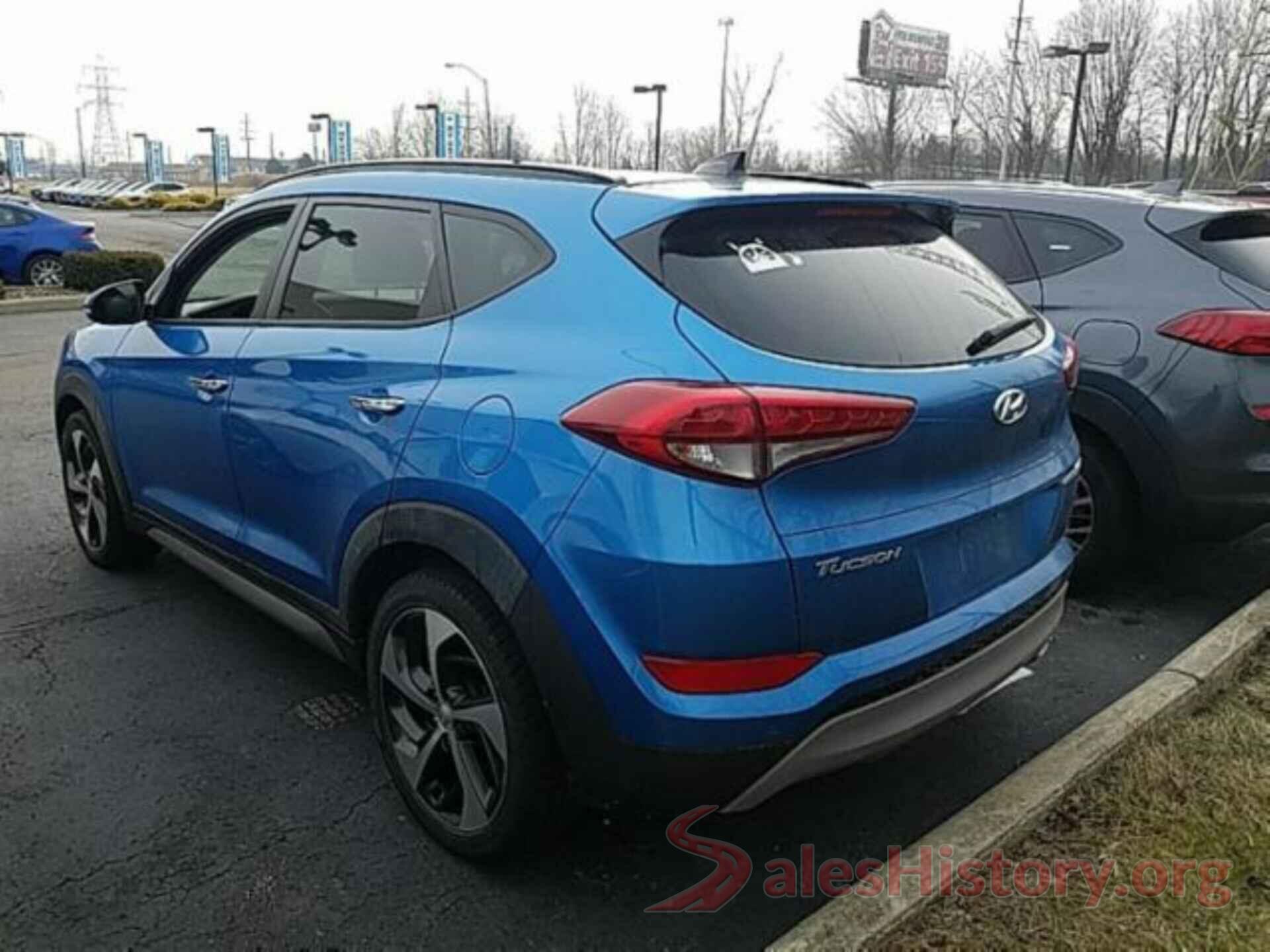 KM8J33A29HU317448 2017 HYUNDAI TUCSON