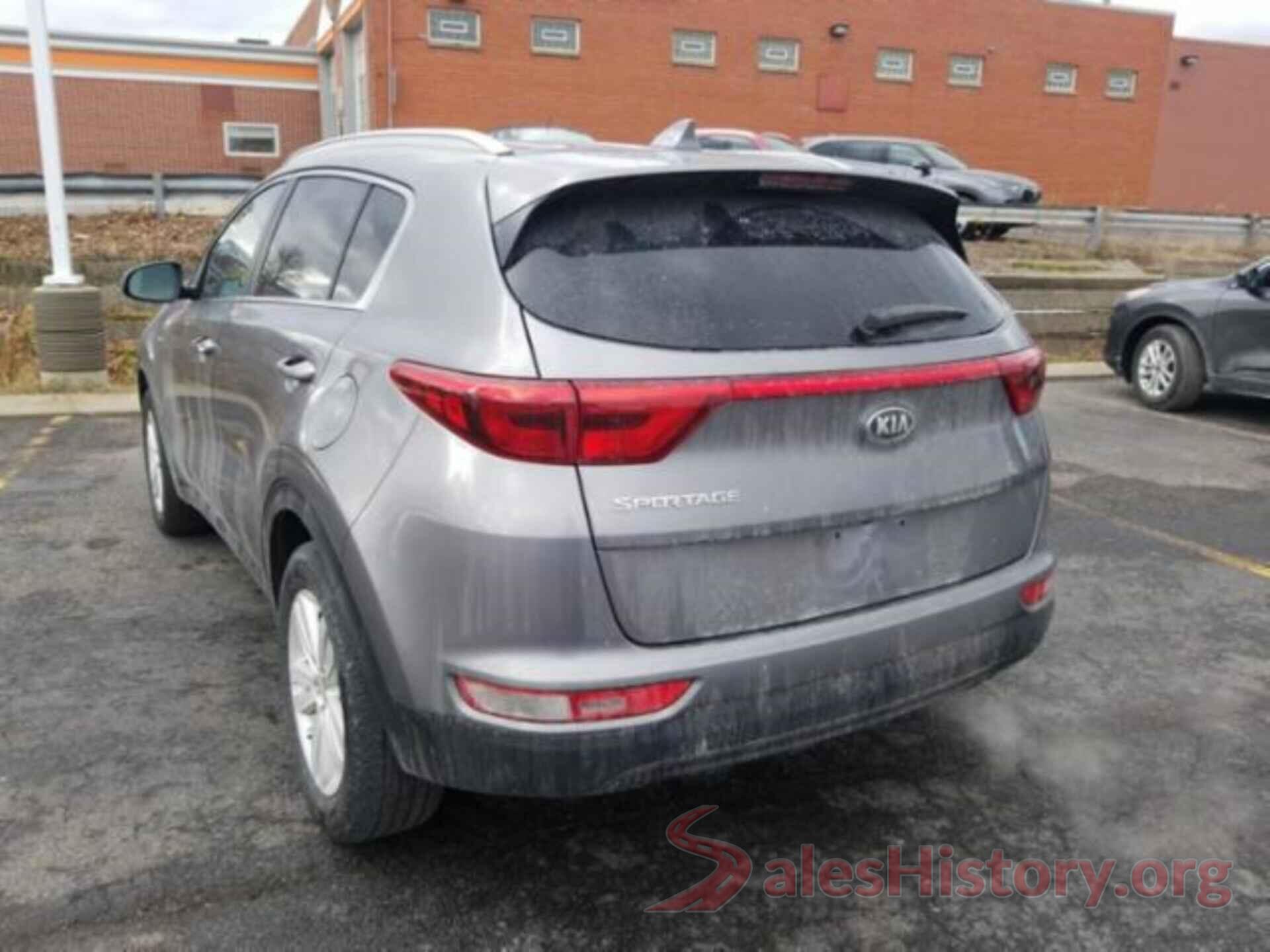 KNDPMCAC4J7405753 2018 KIA SPORTAGE