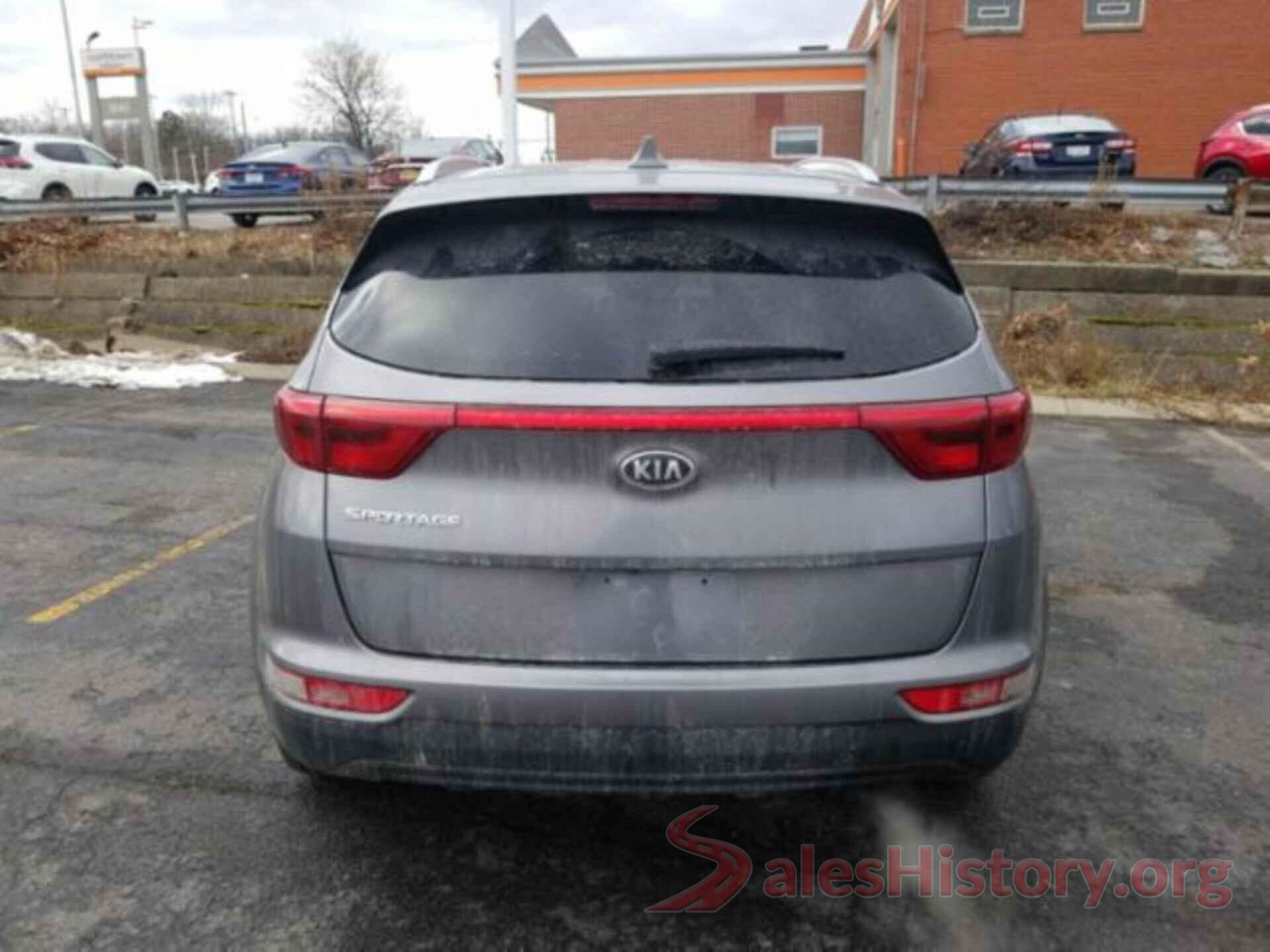 KNDPMCAC4J7405753 2018 KIA SPORTAGE