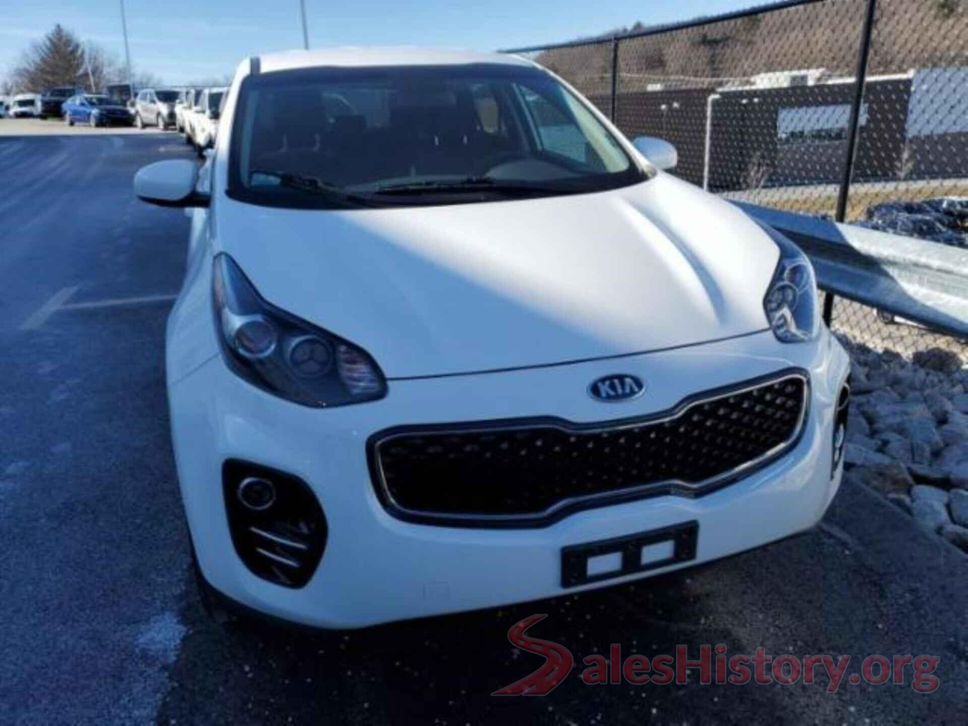 KNDPMCAC6J7394089 2018 KIA SPORTAGE