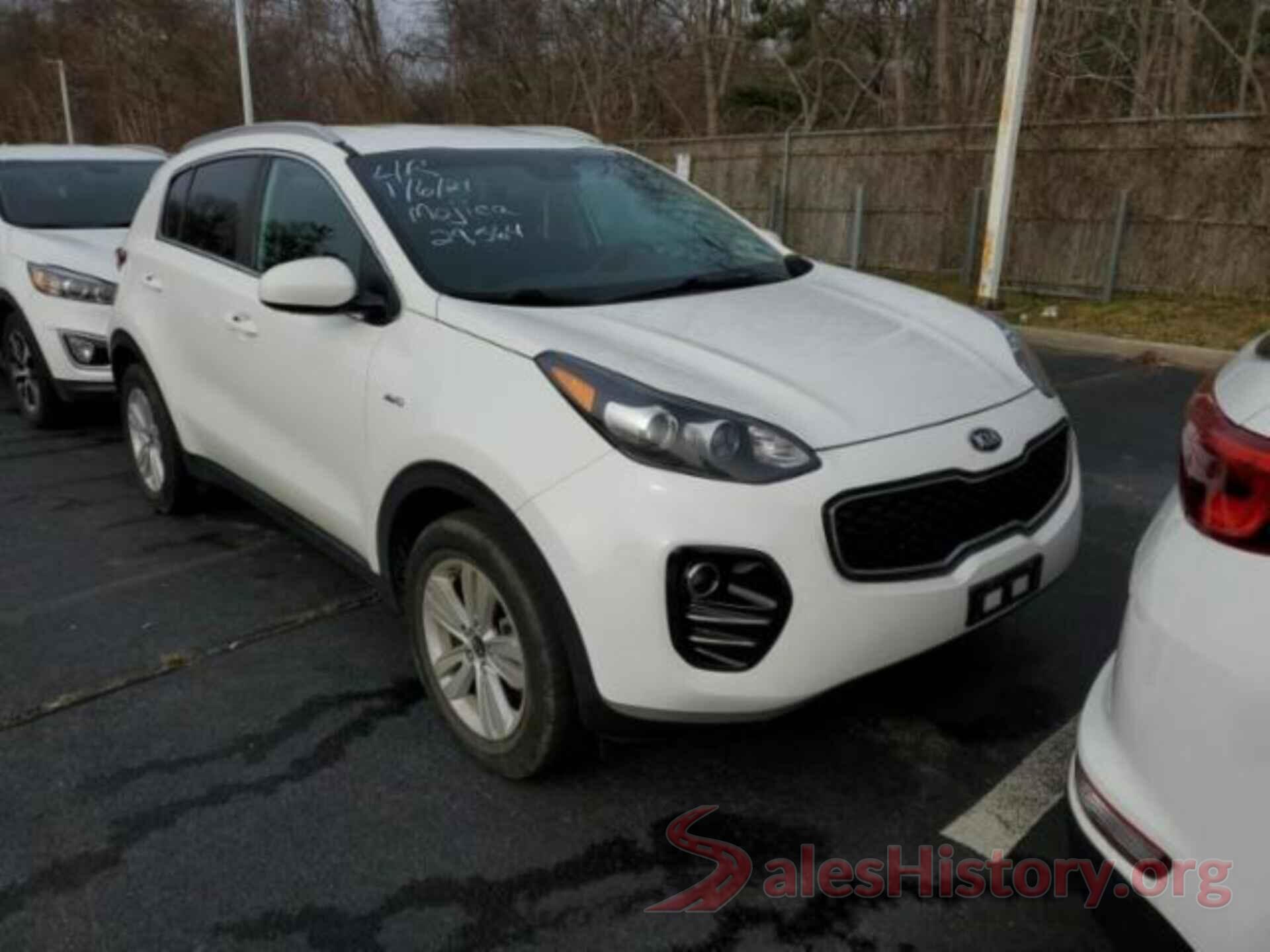 KNDPMCAC7J7446734 2018 KIA SPORTAGE