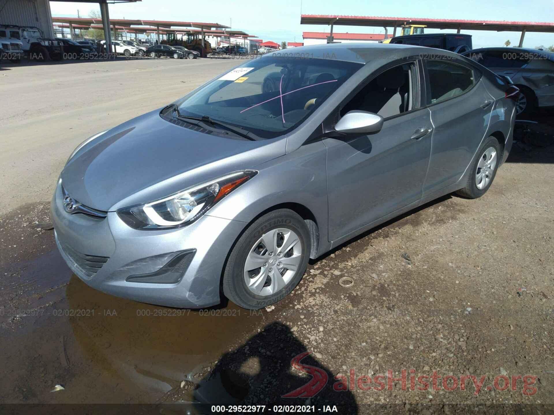 5NPDH4AE0GH676795 2016 HYUNDAI ELANTRA