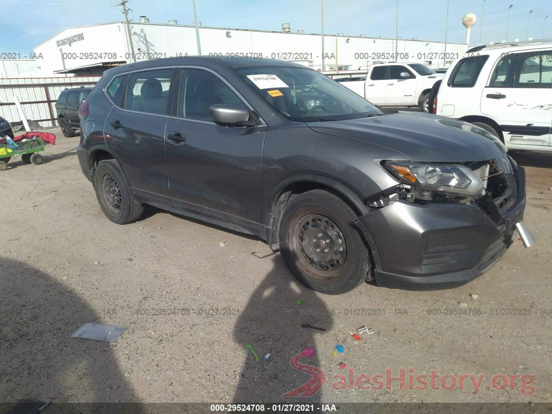 KNMAT2MT9JP560541 2018 NISSAN ROGUE