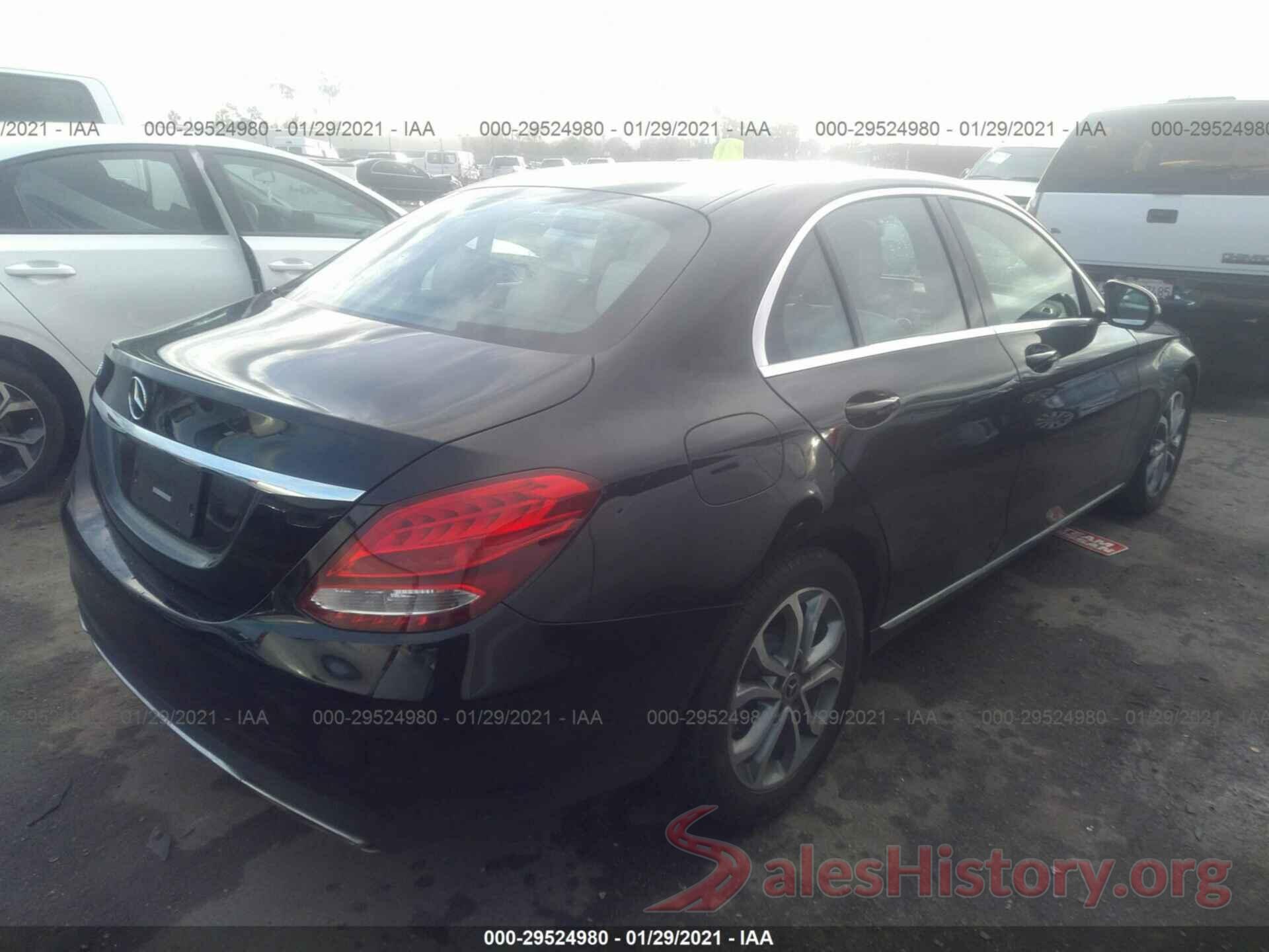 55SWF4JB9JU245932 2018 MERCEDES-BENZ C-CLASS