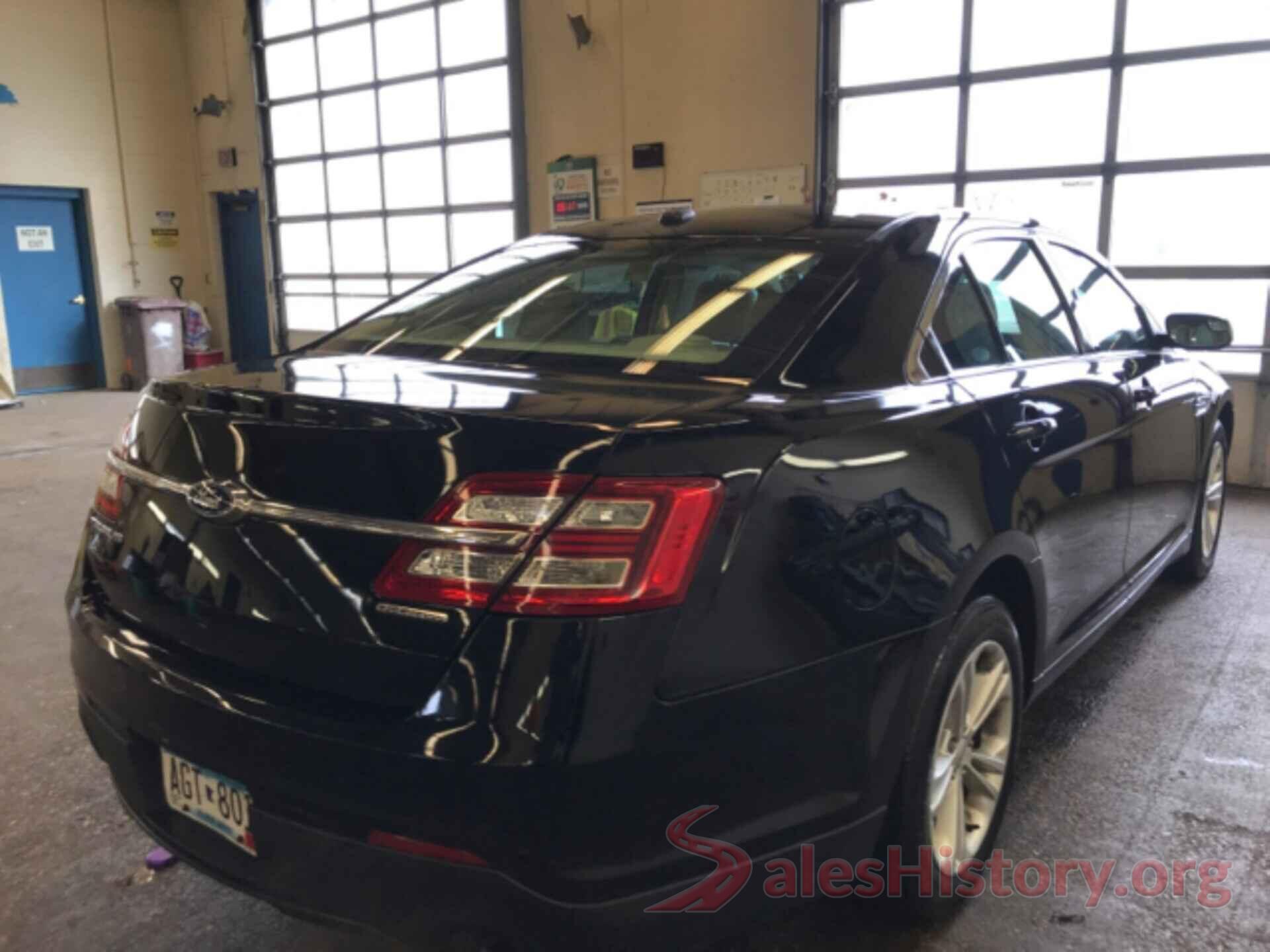 1FAHP2D88JG110139 2018 FORD TAURUS