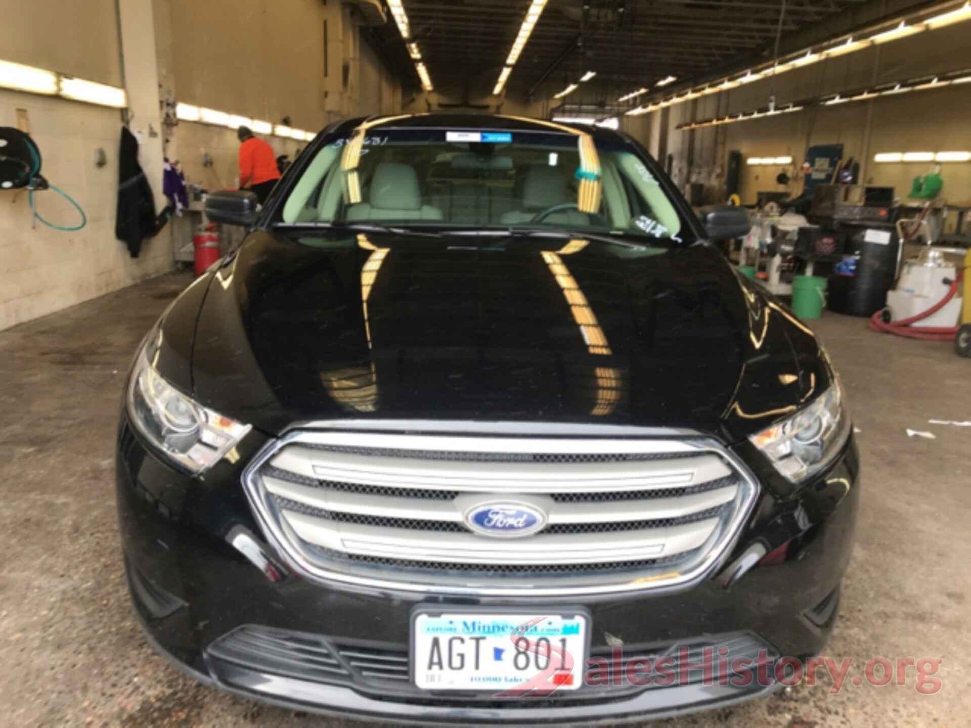 1FAHP2D88JG110139 2018 FORD TAURUS