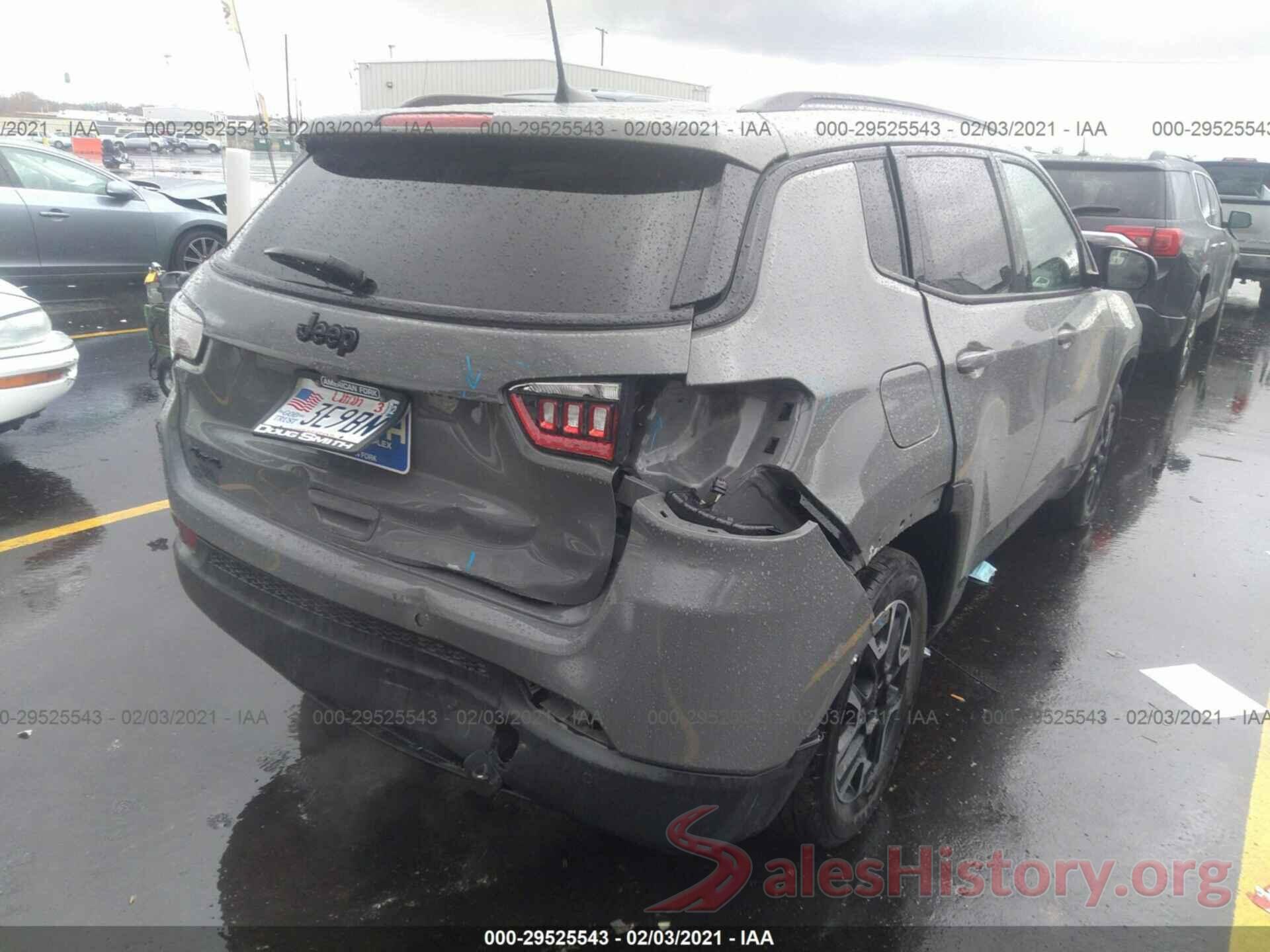 3C4NJDAB8KT679113 2019 JEEP COMPASS