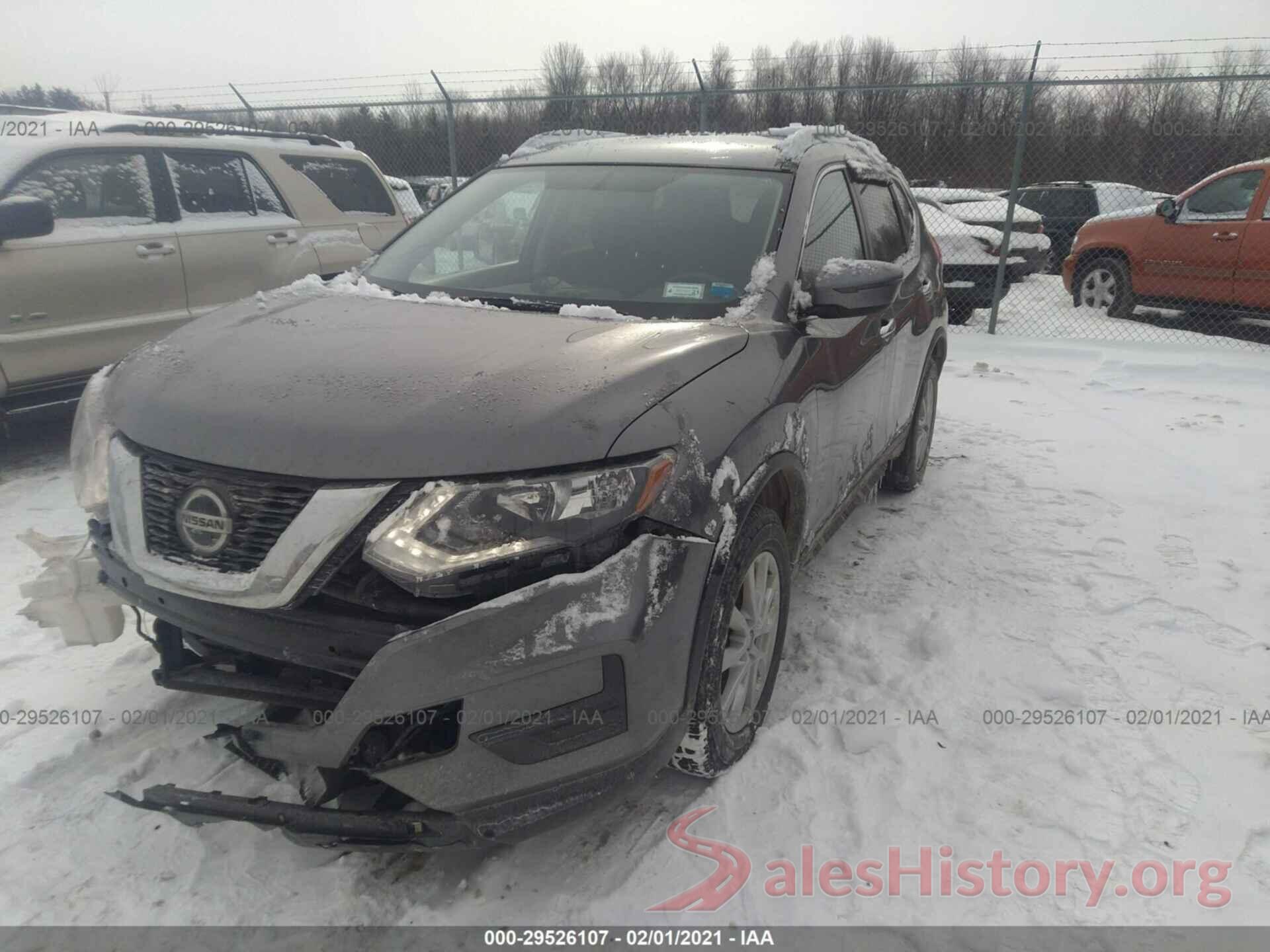 KNMAT2MV0JP527669 2018 NISSAN ROGUE