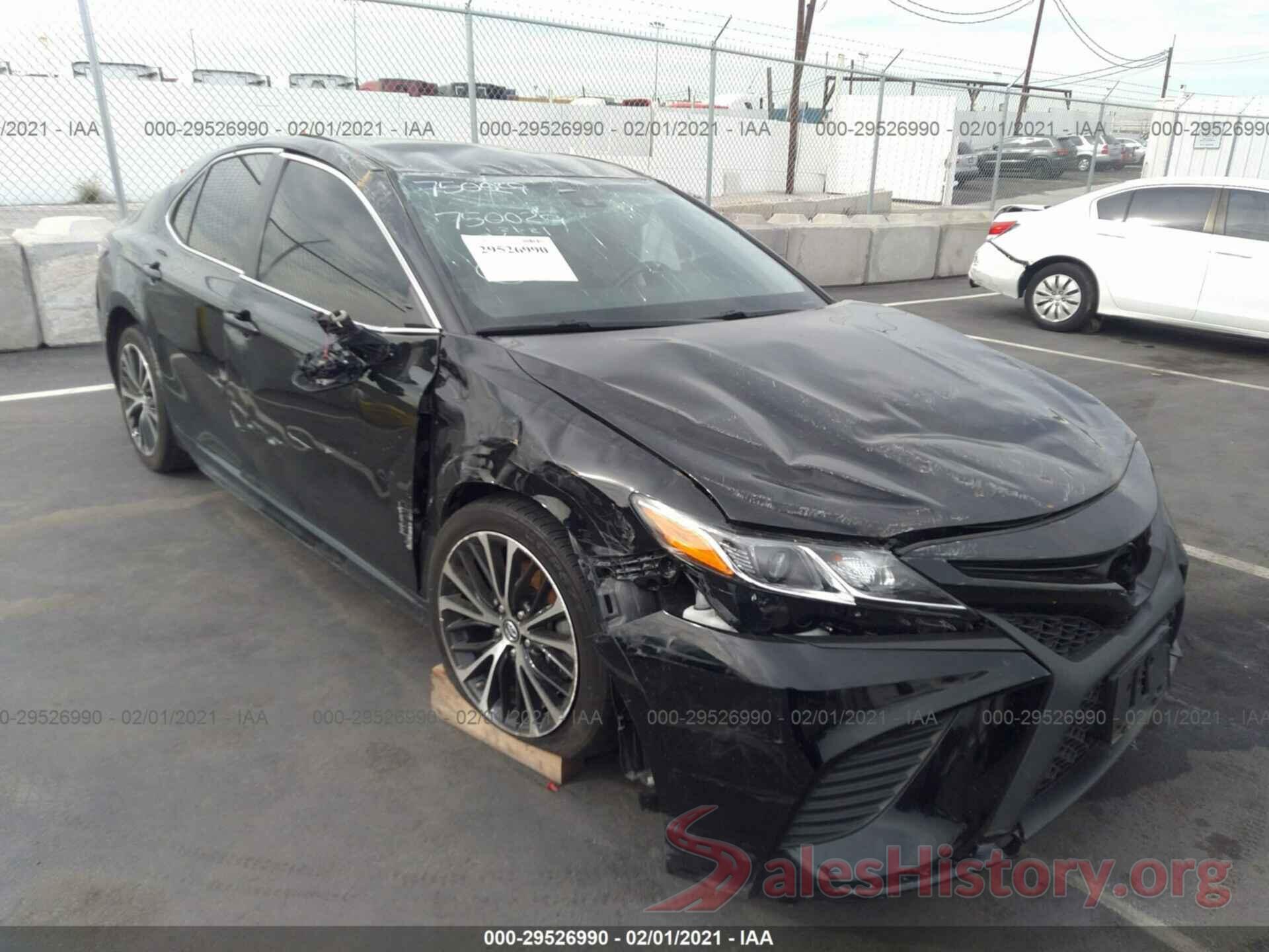 4T1B11HK3JU021139 2018 TOYOTA CAMRY