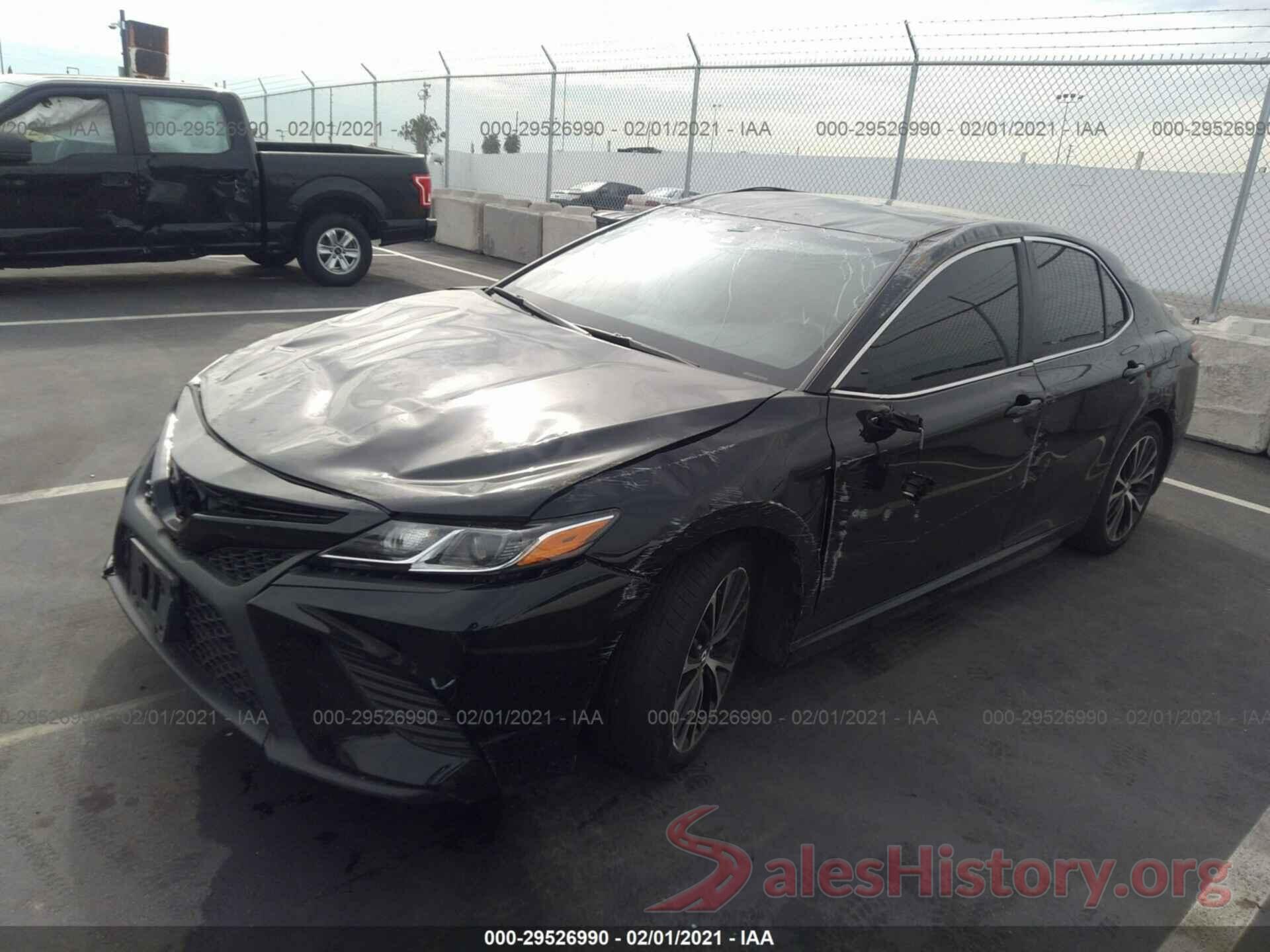 4T1B11HK3JU021139 2018 TOYOTA CAMRY