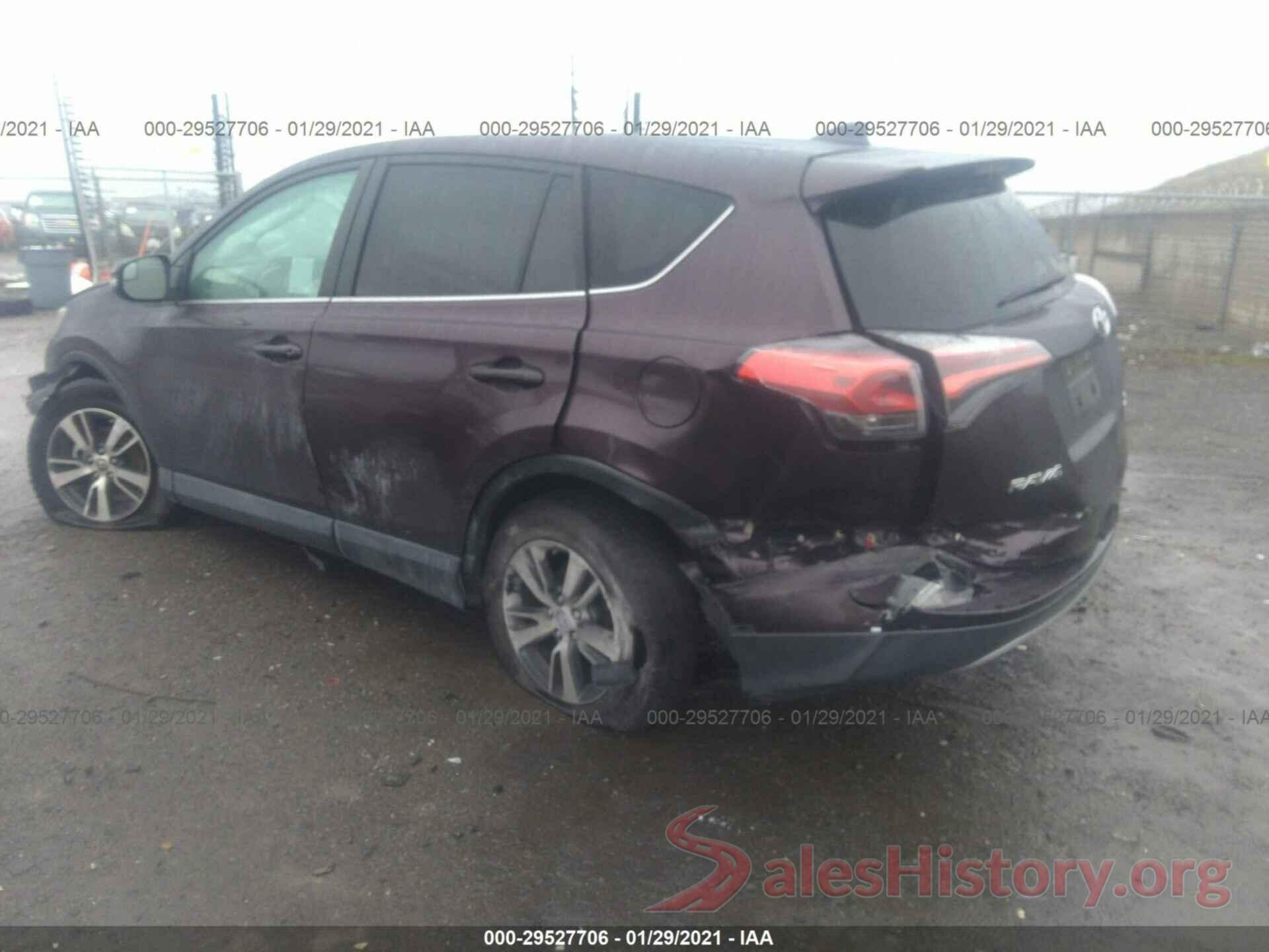 2T3WFREV0JW484413 2018 TOYOTA RAV4