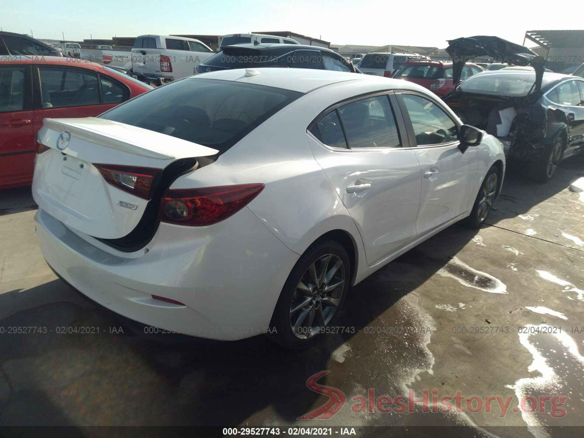 3MZBN1V37JM234778 2018 MAZDA MAZDA3 4-DOOR