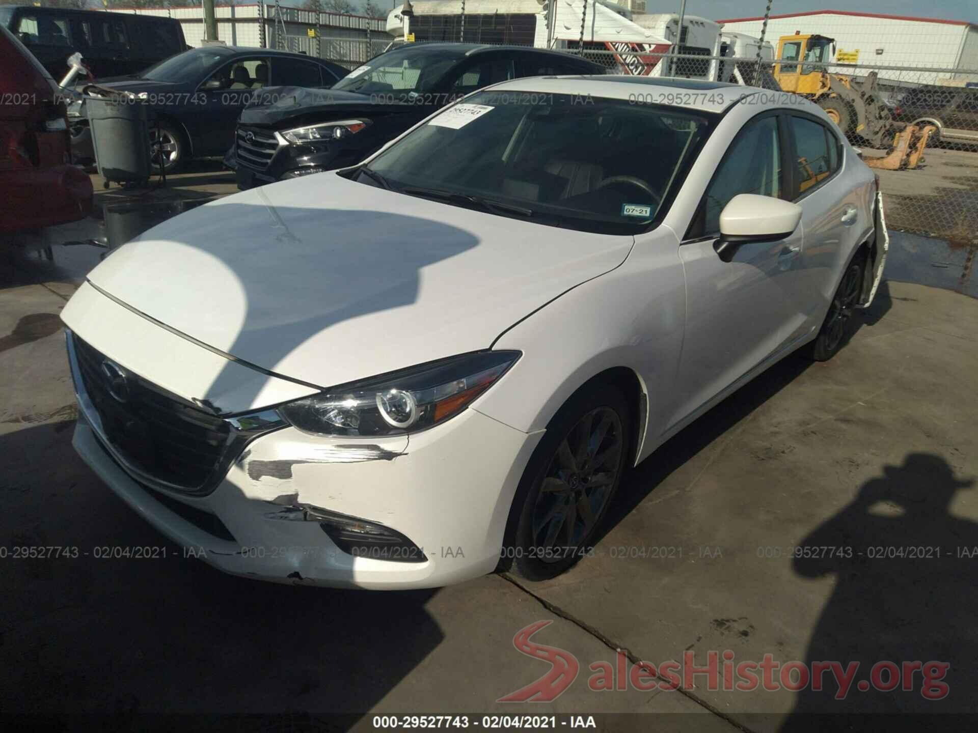 3MZBN1V37JM234778 2018 MAZDA MAZDA3 4-DOOR