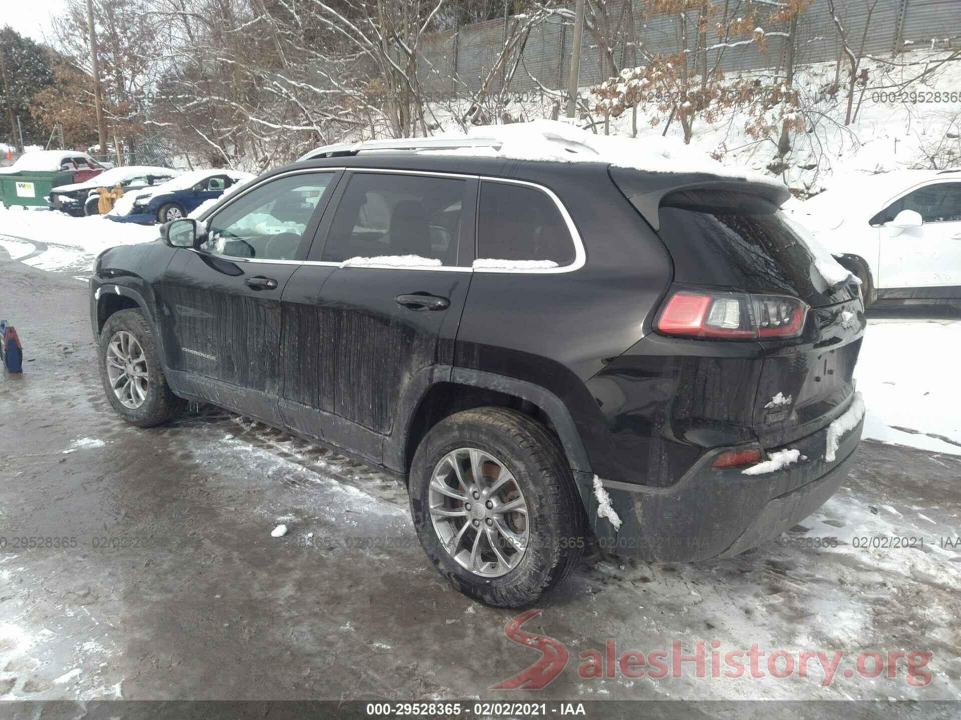 1C4PJMLB0KD335528 2019 JEEP CHEROKEE