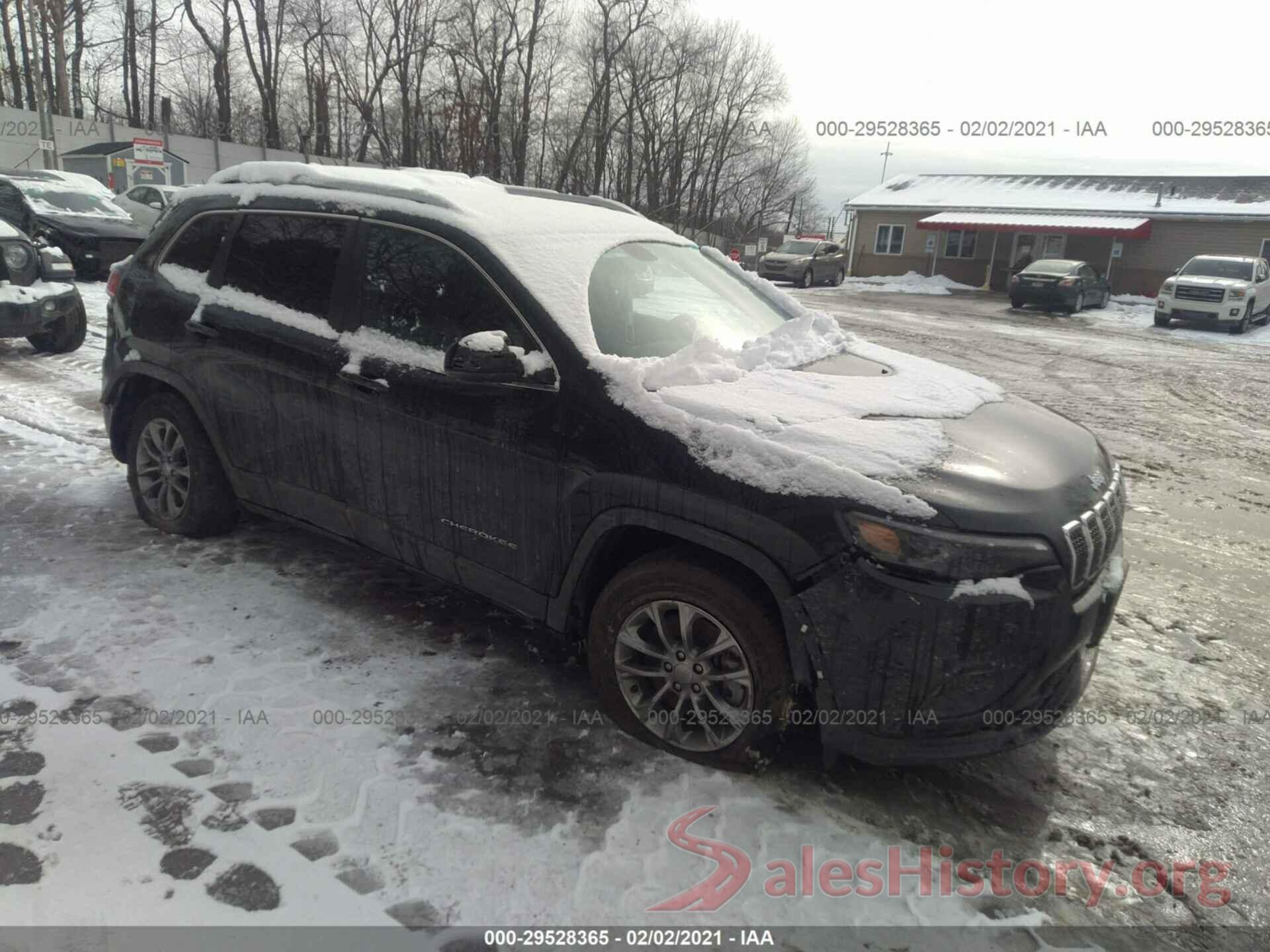 1C4PJMLB0KD335528 2019 JEEP CHEROKEE