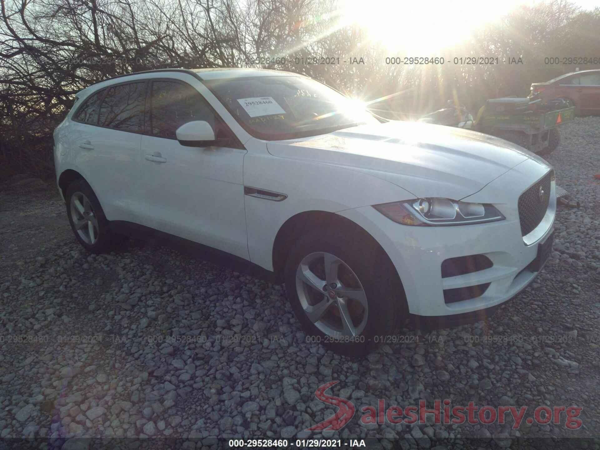 SADCJ2BV2HA884953 2017 JAGUAR F-PACE