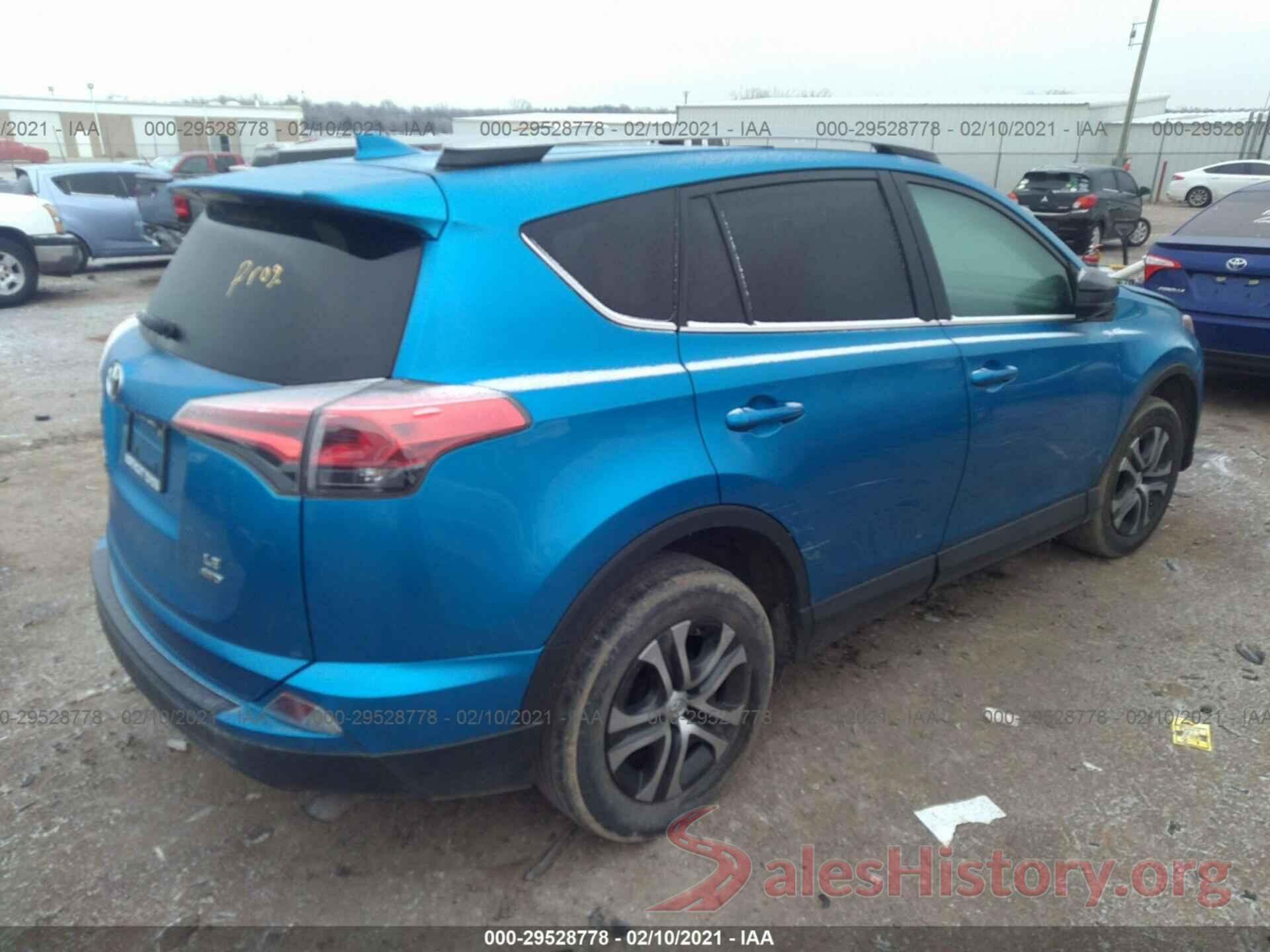 2T3BFREVXJW842017 2018 TOYOTA RAV4