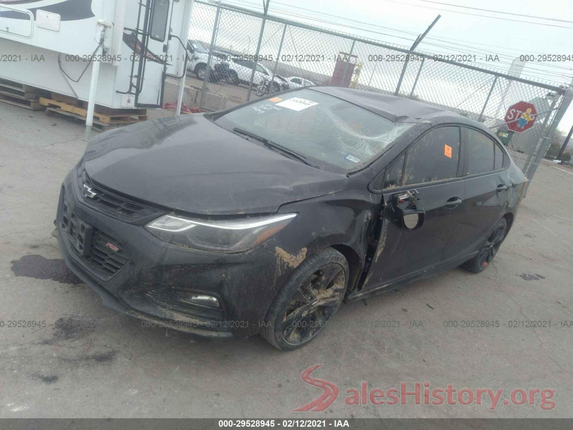 1G1BE5SM6J7214337 2018 CHEVROLET CRUZE