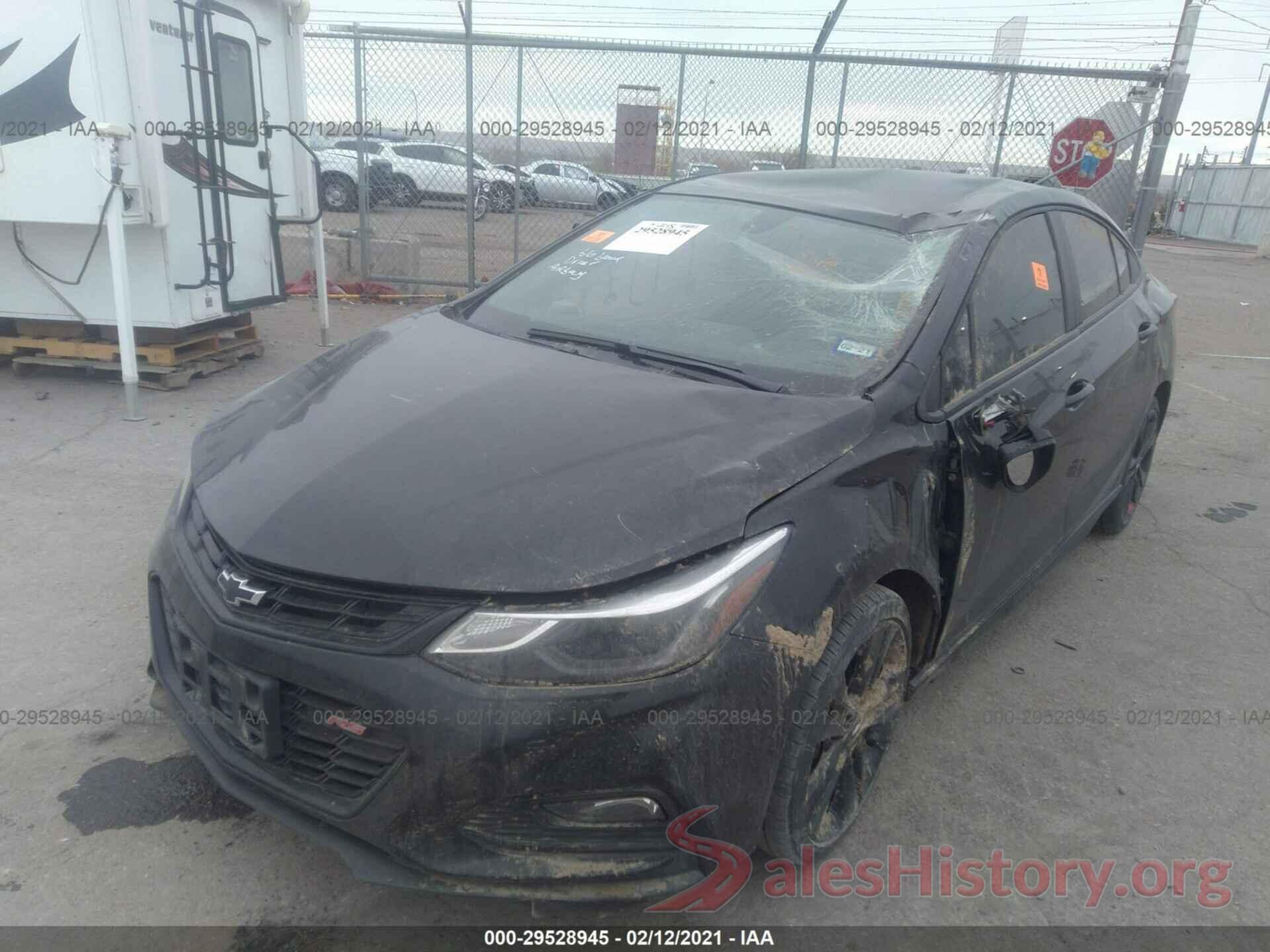 1G1BE5SM6J7214337 2018 CHEVROLET CRUZE