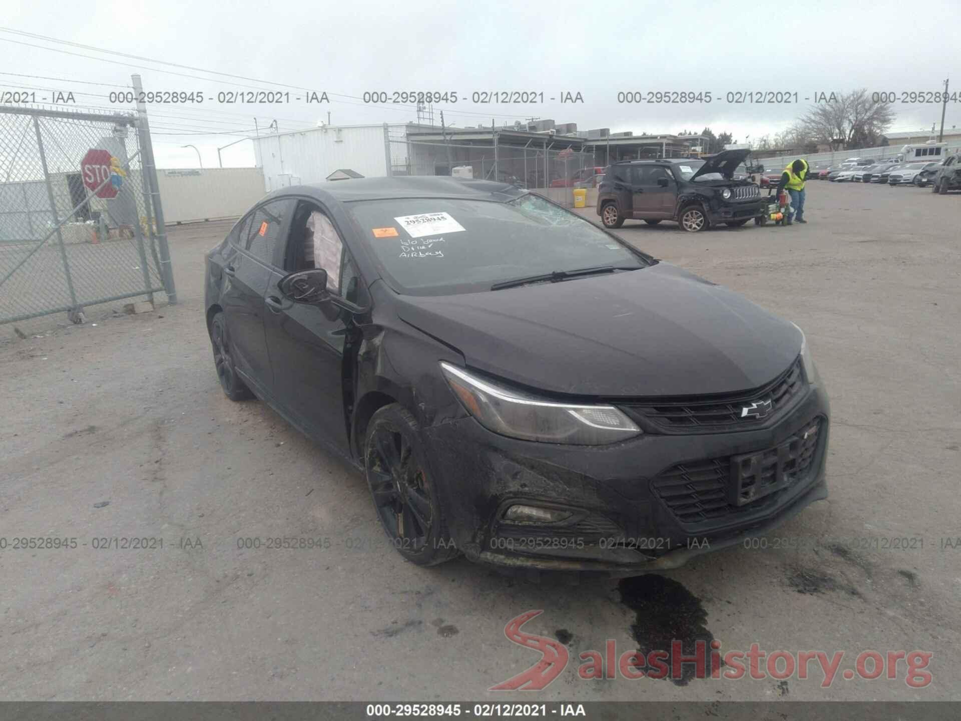 1G1BE5SM6J7214337 2018 CHEVROLET CRUZE