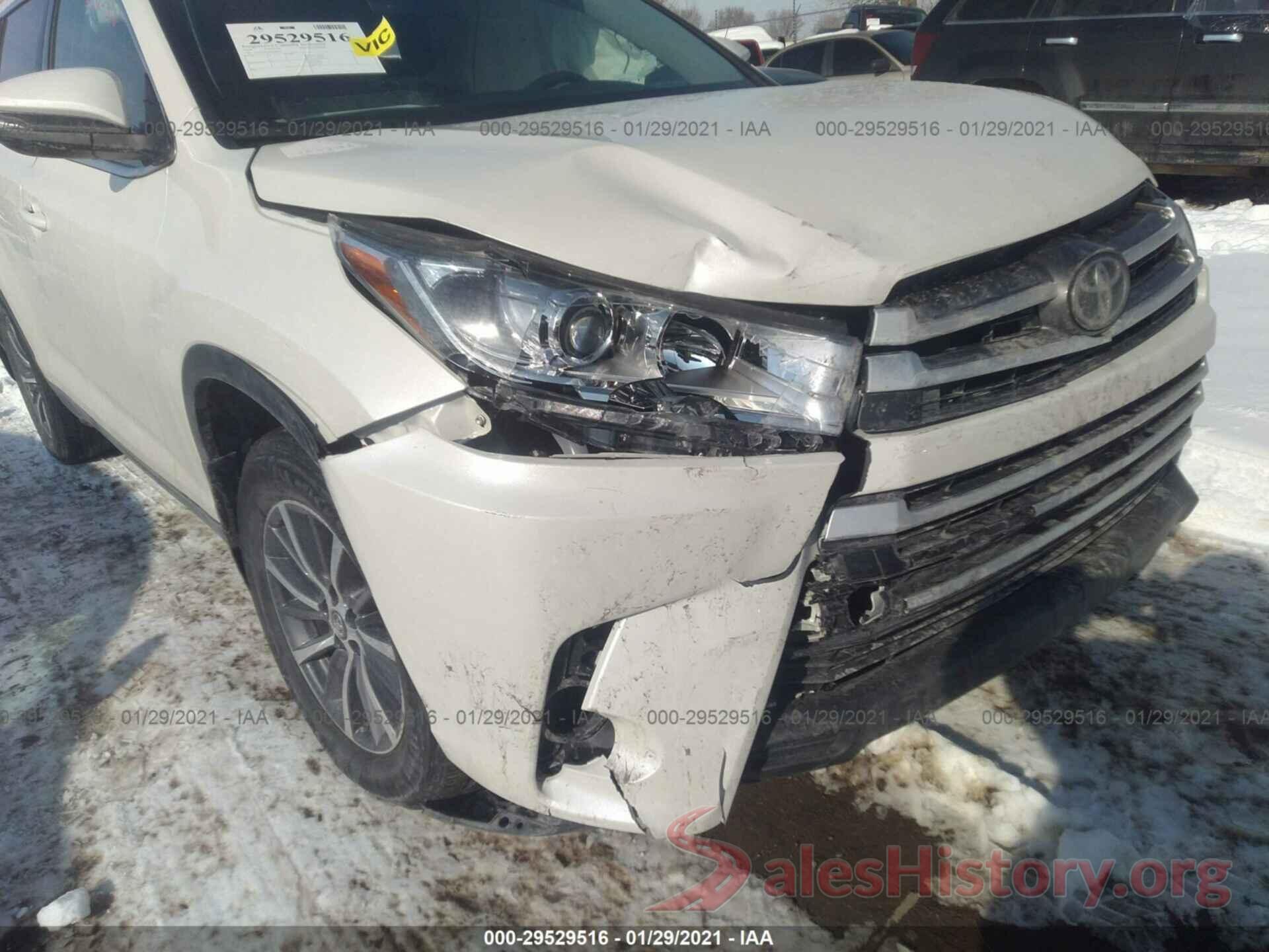 5TDJZRFH9KS608241 2019 TOYOTA HIGHLANDER