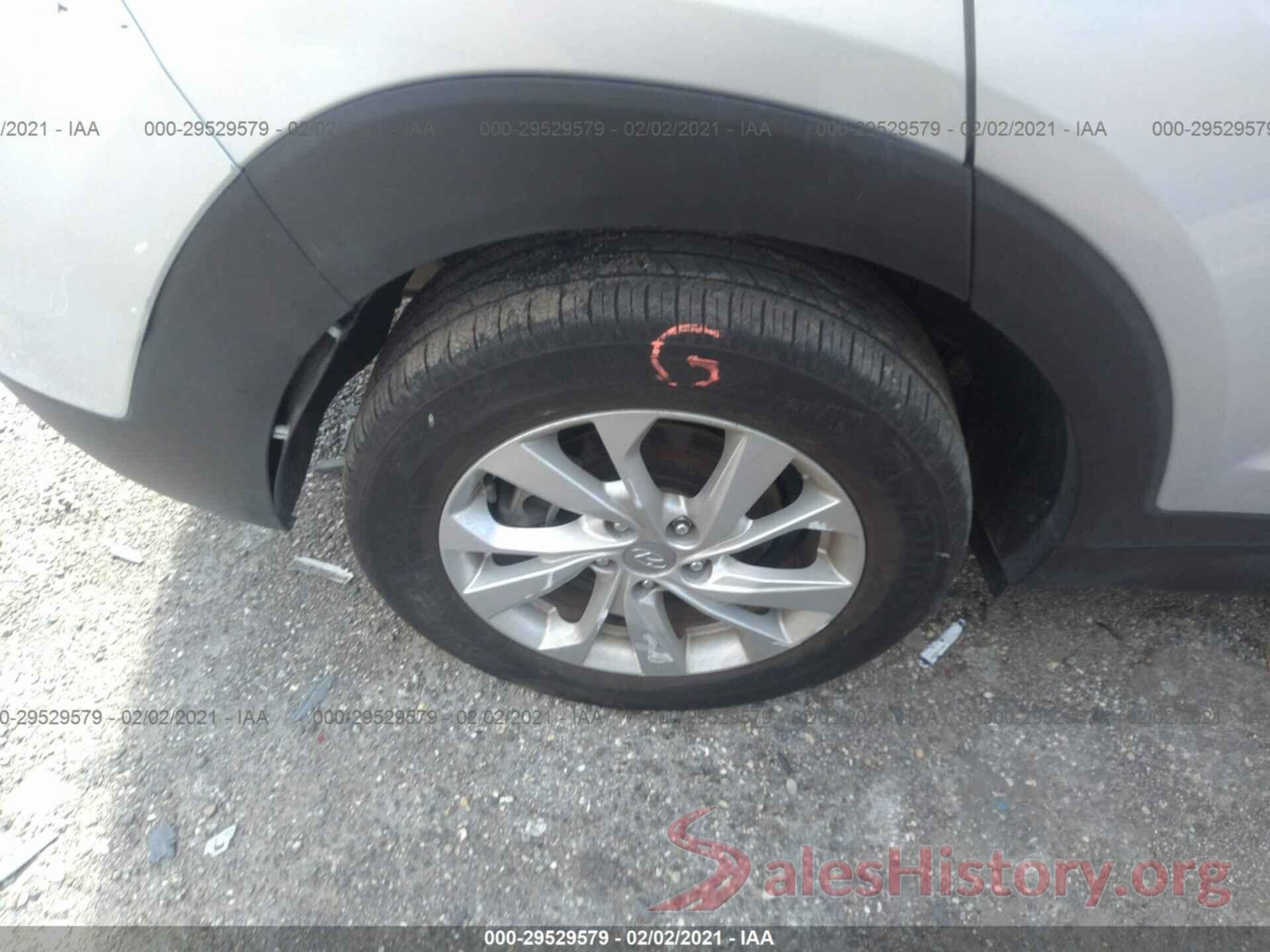 KM8J23A45KU883859 2019 HYUNDAI TUCSON