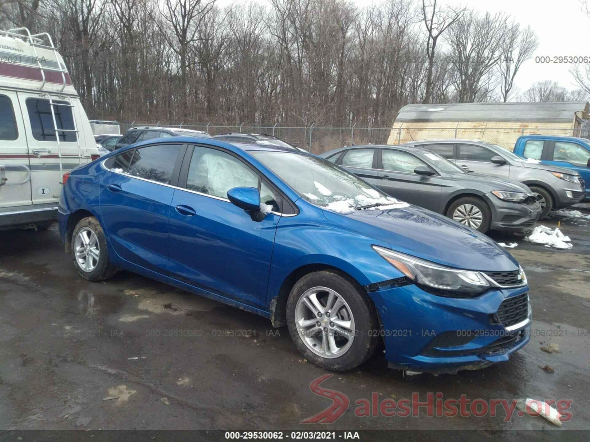 1G1BE5SM8J7146056 2018 CHEVROLET CRUZE