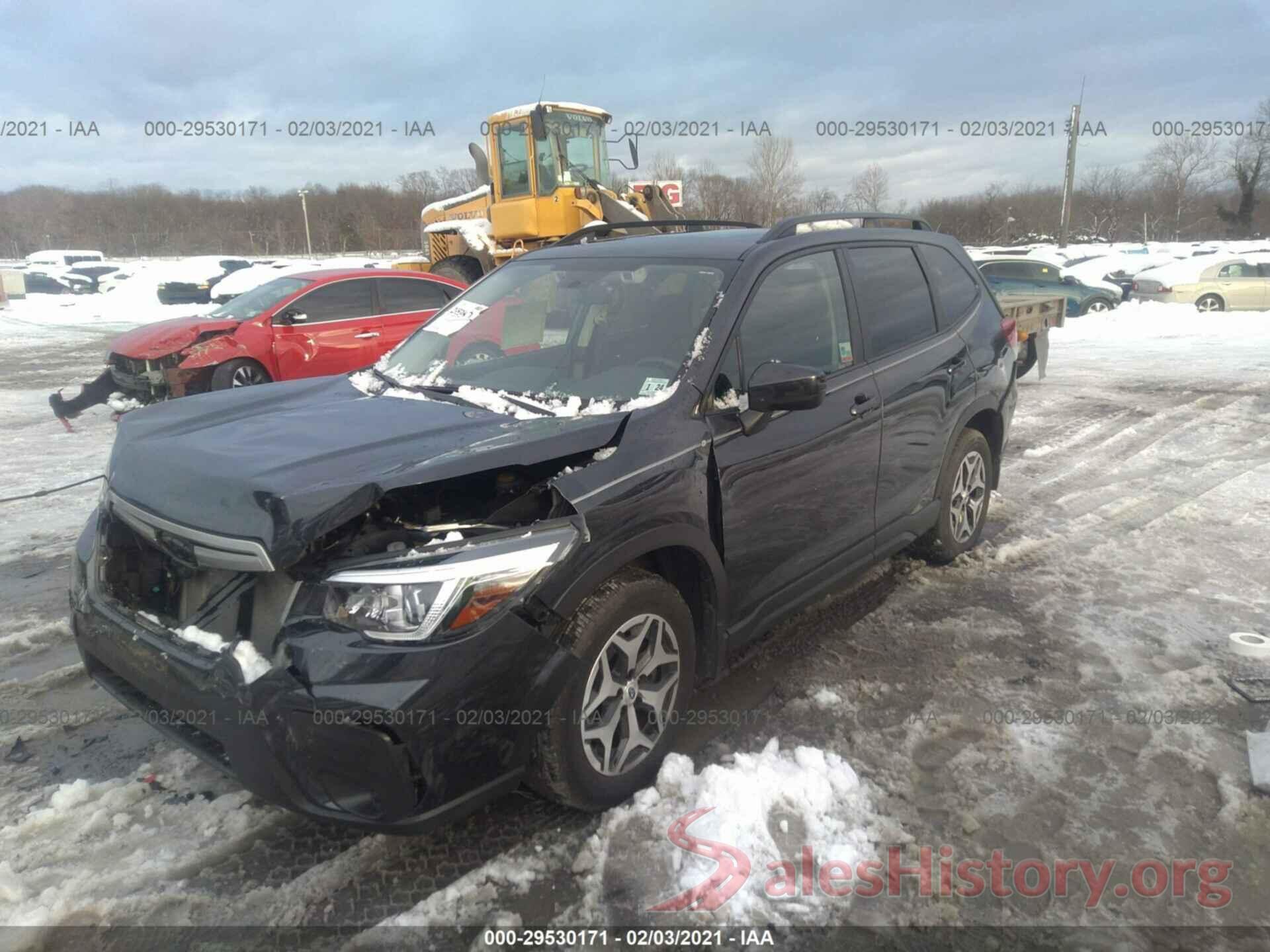 JF2SKAGC0KH458040 2019 SUBARU FORESTER