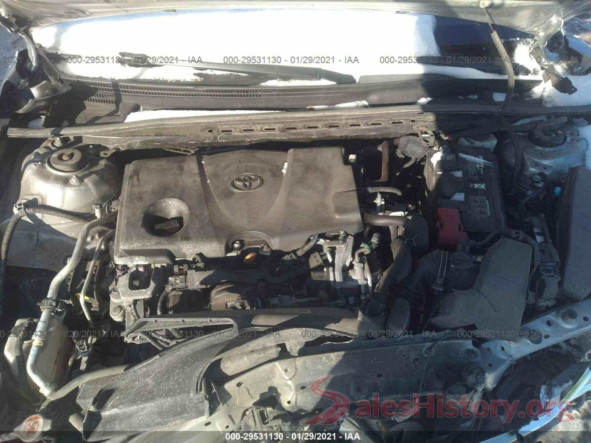 4T1B11HK8JU573042 2018 TOYOTA CAMRY