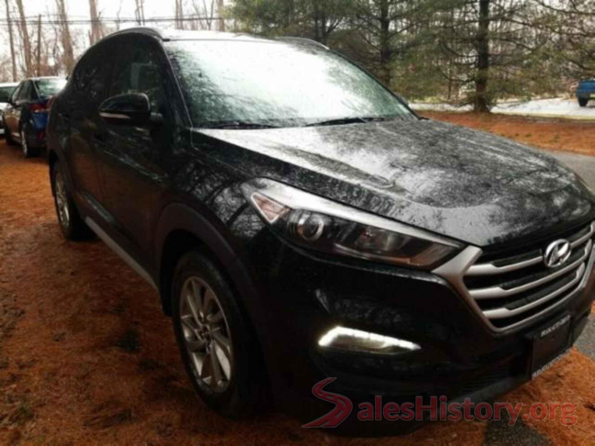 KM8J3CA47JU651193 2018 HYUNDAI TUCSON