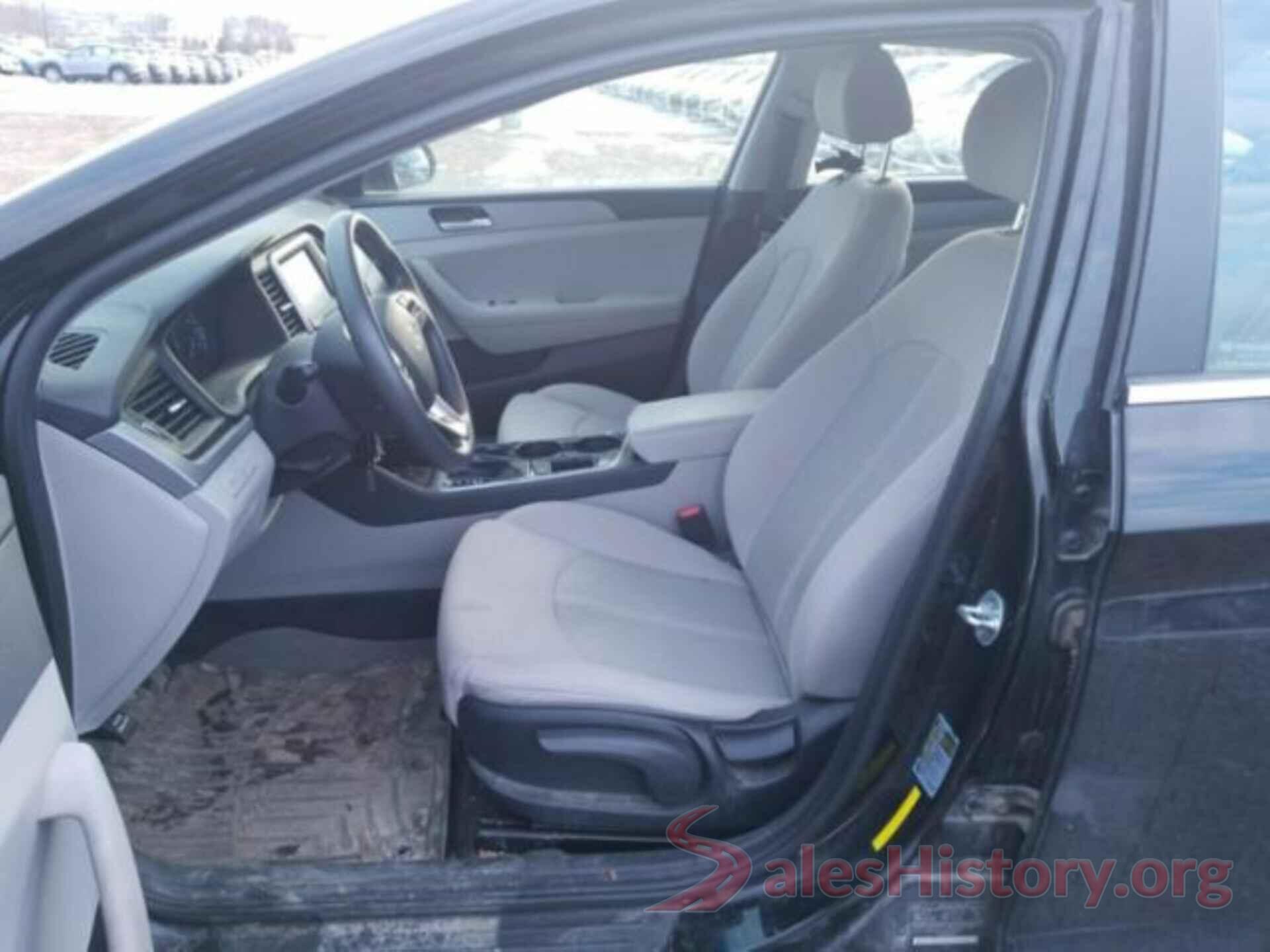 5NPE24AF4JH598558 2018 HYUNDAI SONATA