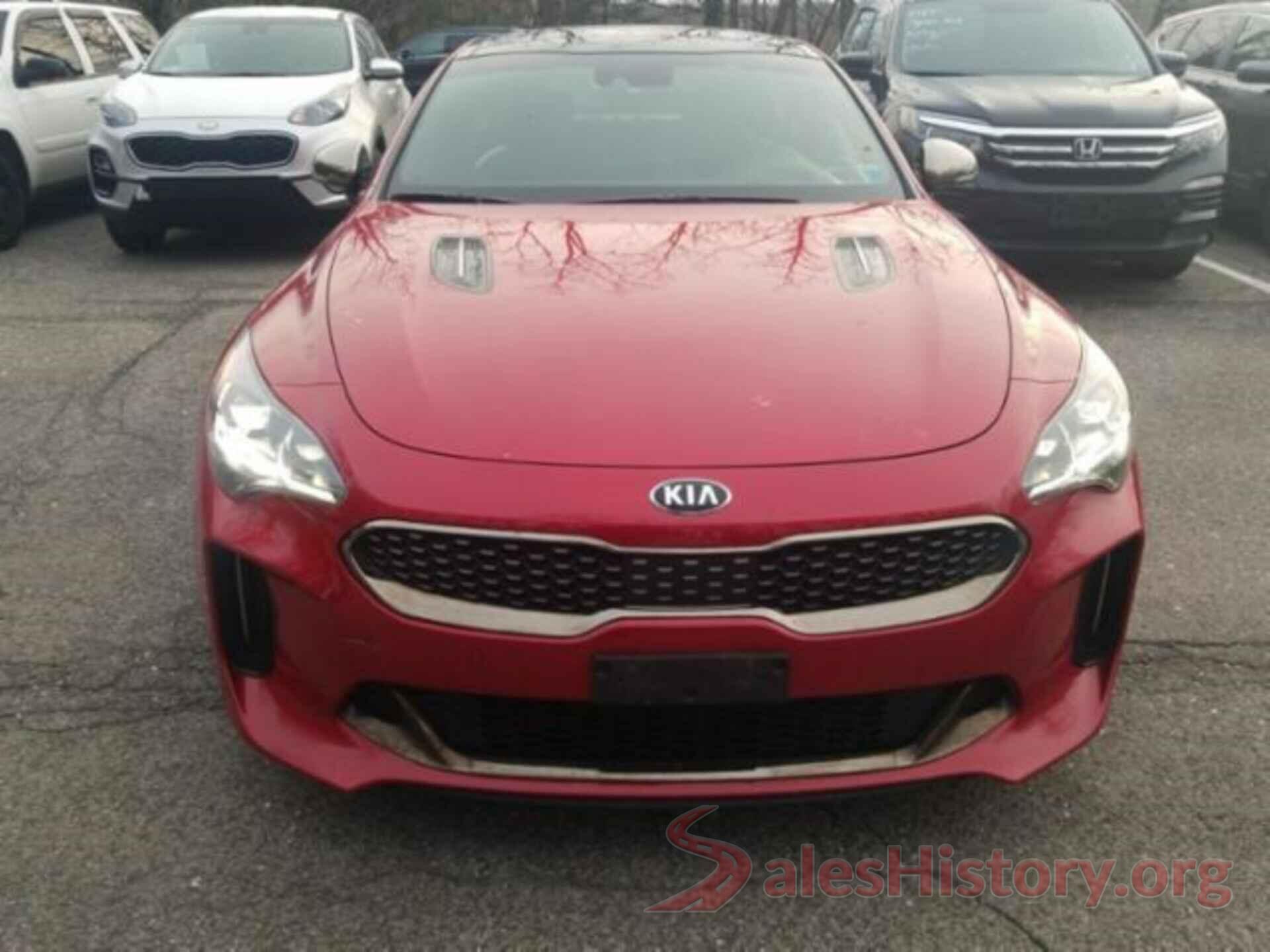 KNAE55LC1J6015709 2018 KIA STINGER