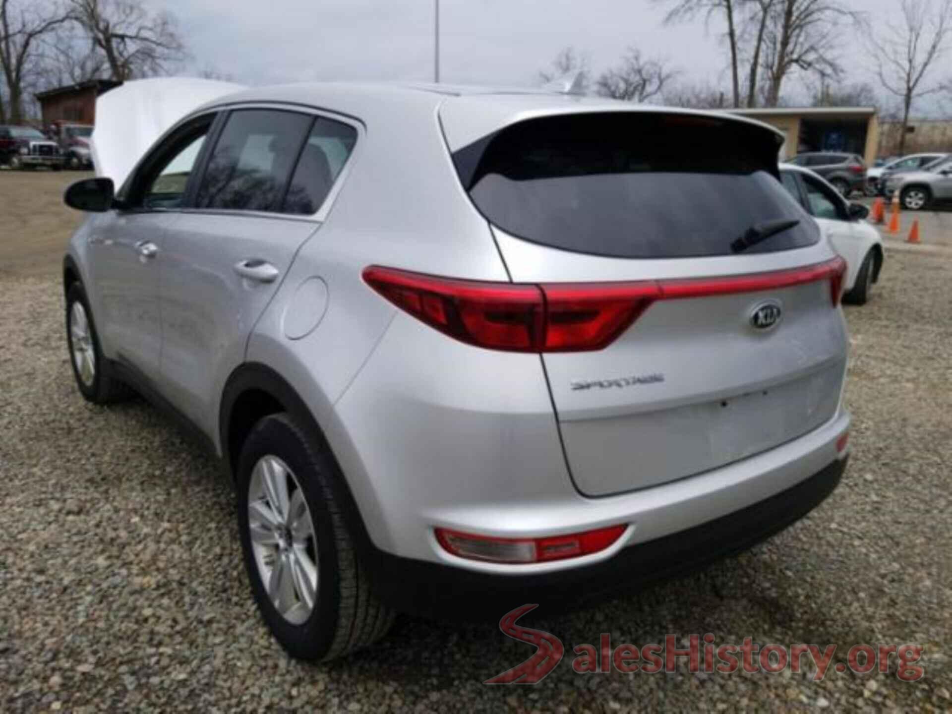 KNDPMCACXH7293924 2017 KIA SPORTAGE