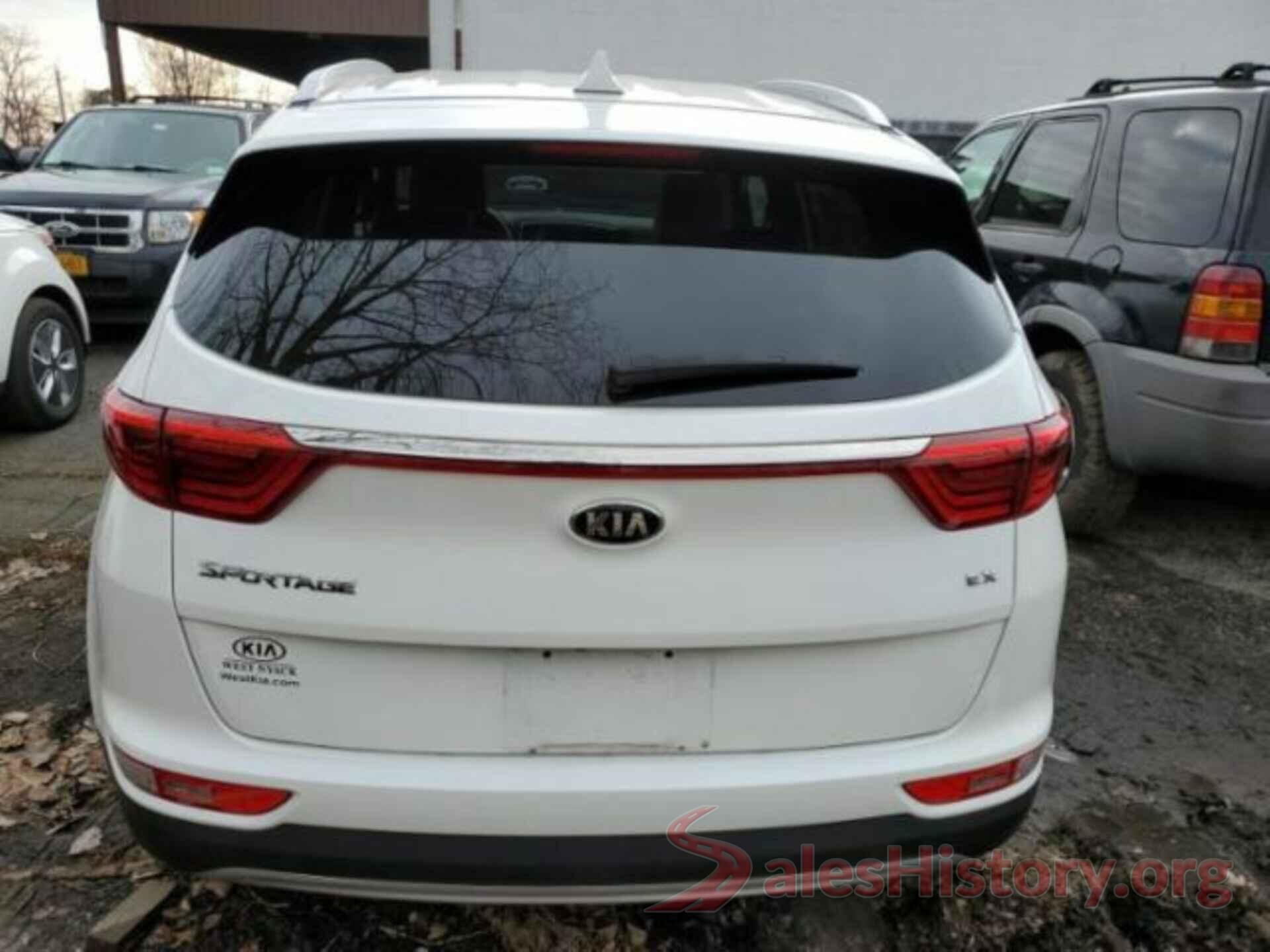 KNDPNCAC5J7442808 2018 KIA SPORTAGE