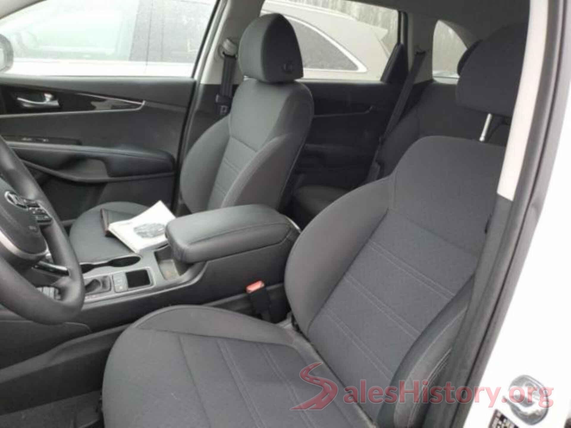 5XYPGDA33KG574079 2019 KIA SORENTO