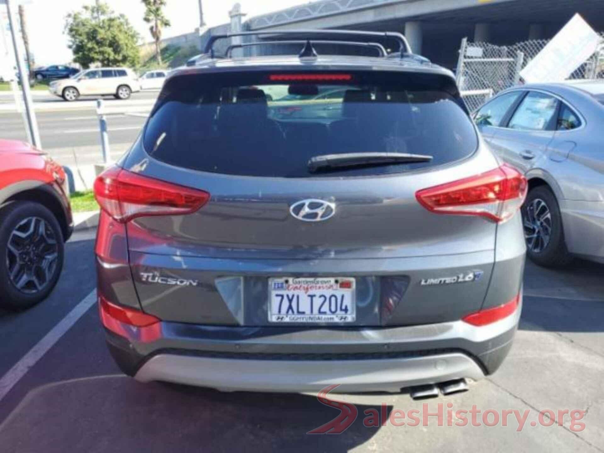 KM8J33A22HU376003 2017 HYUNDAI TUCSON