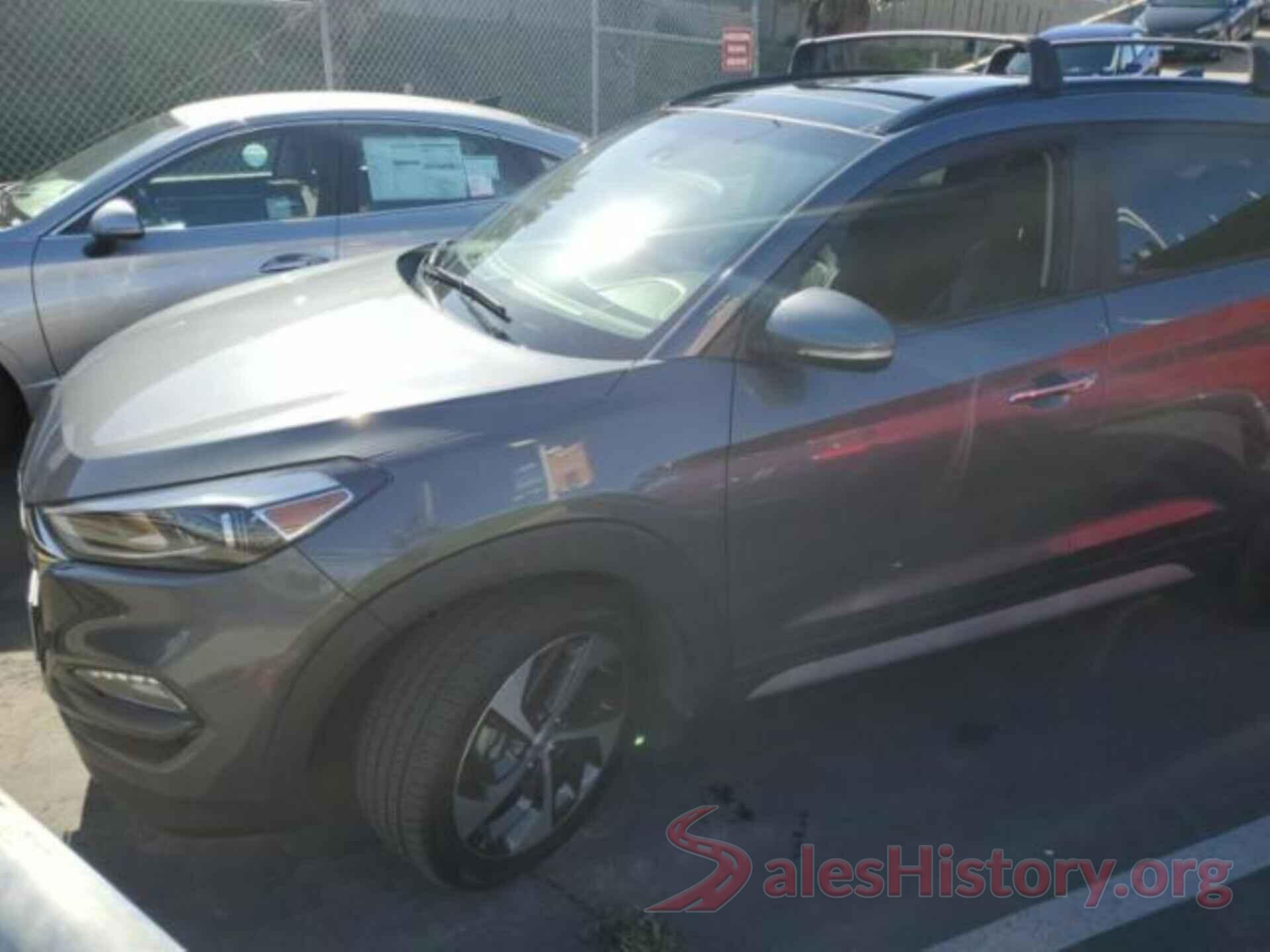 KM8J33A22HU376003 2017 HYUNDAI TUCSON